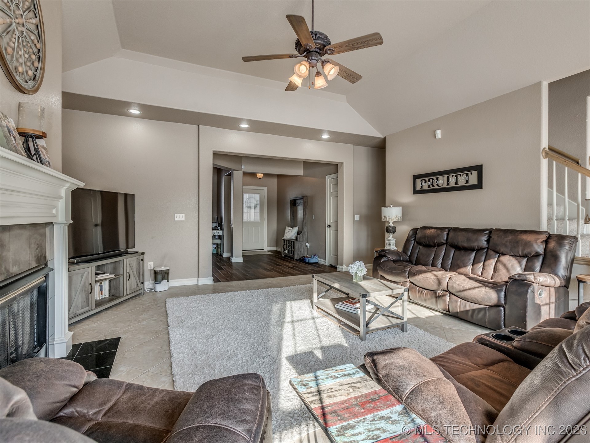 9109 N 102nd East Avenue Property Photo 10