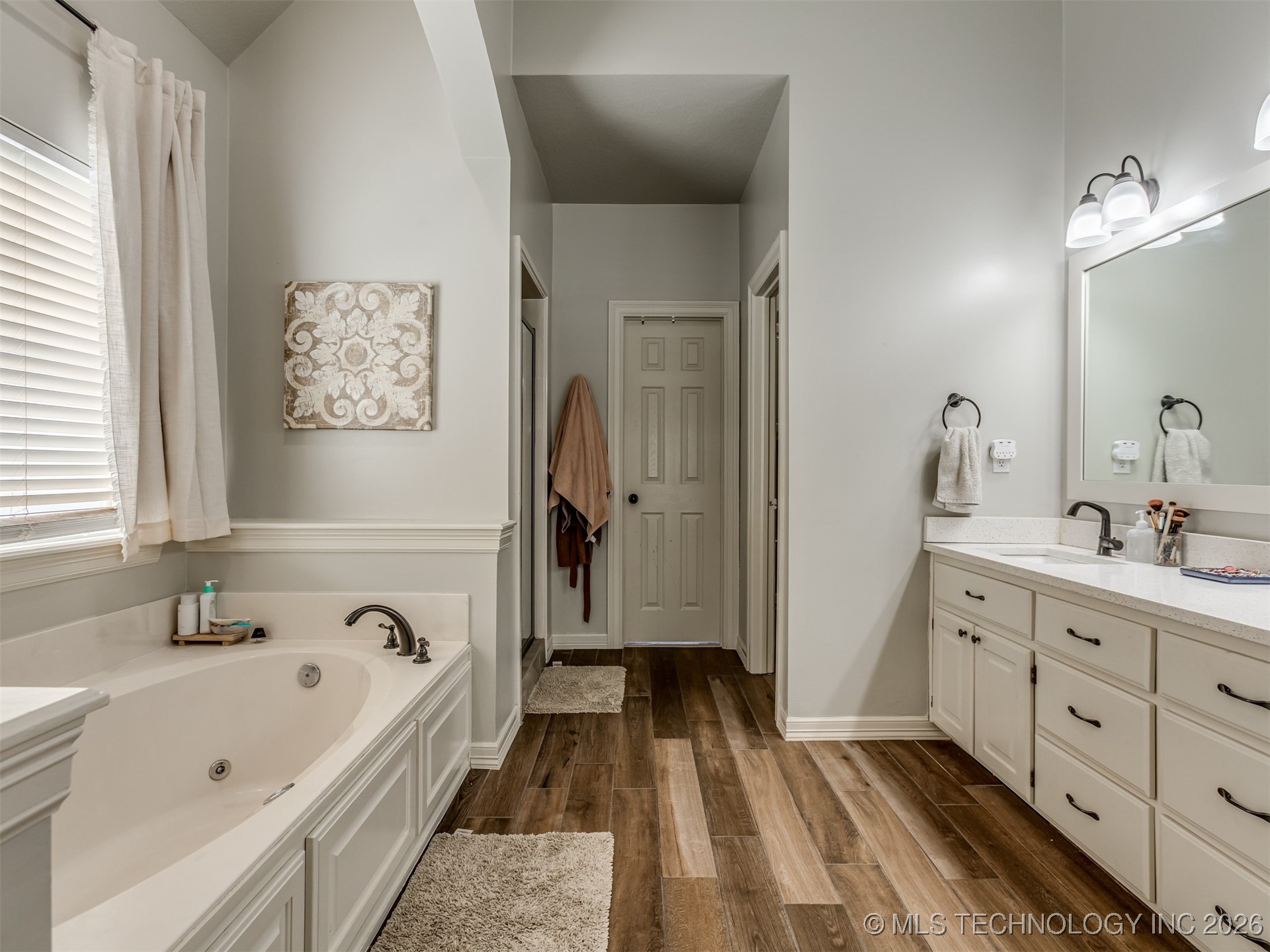 9109 N 102nd East Avenue Property Photo 23