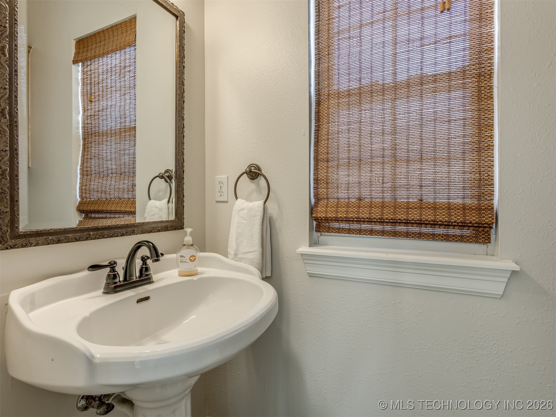 9109 N 102nd East Avenue Property Photo 30