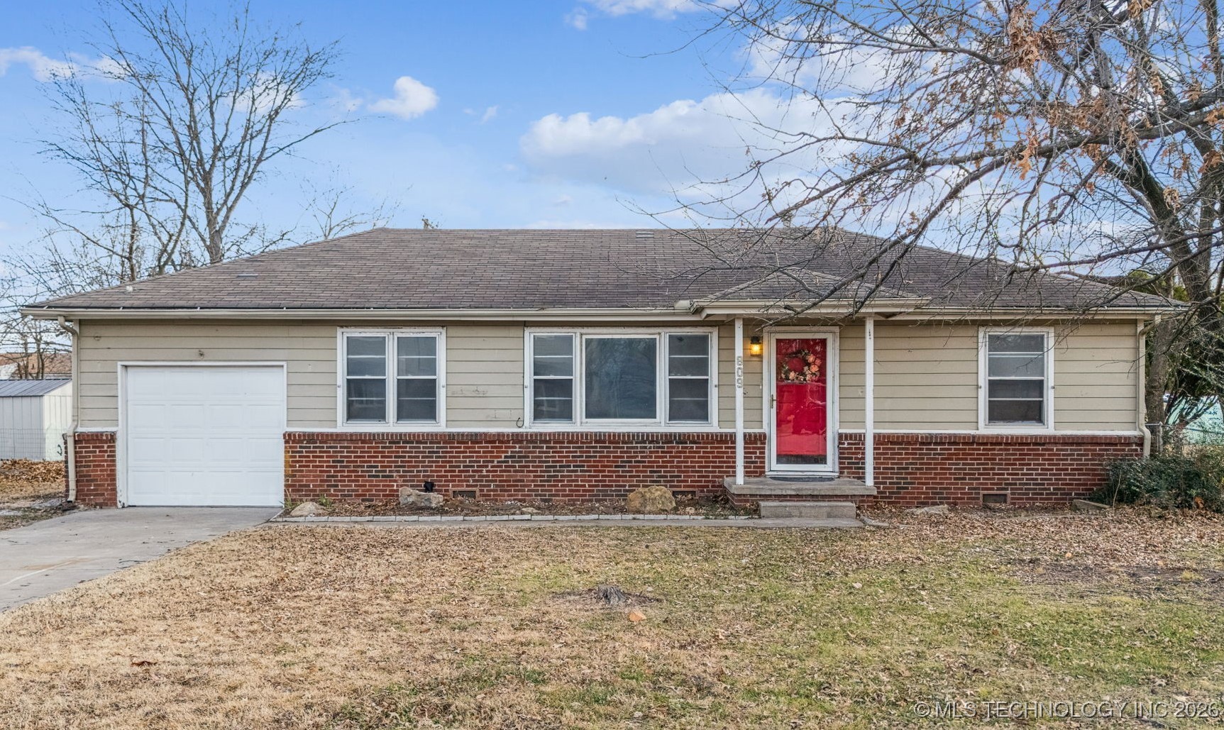 809 N Main Street Property Photo 1