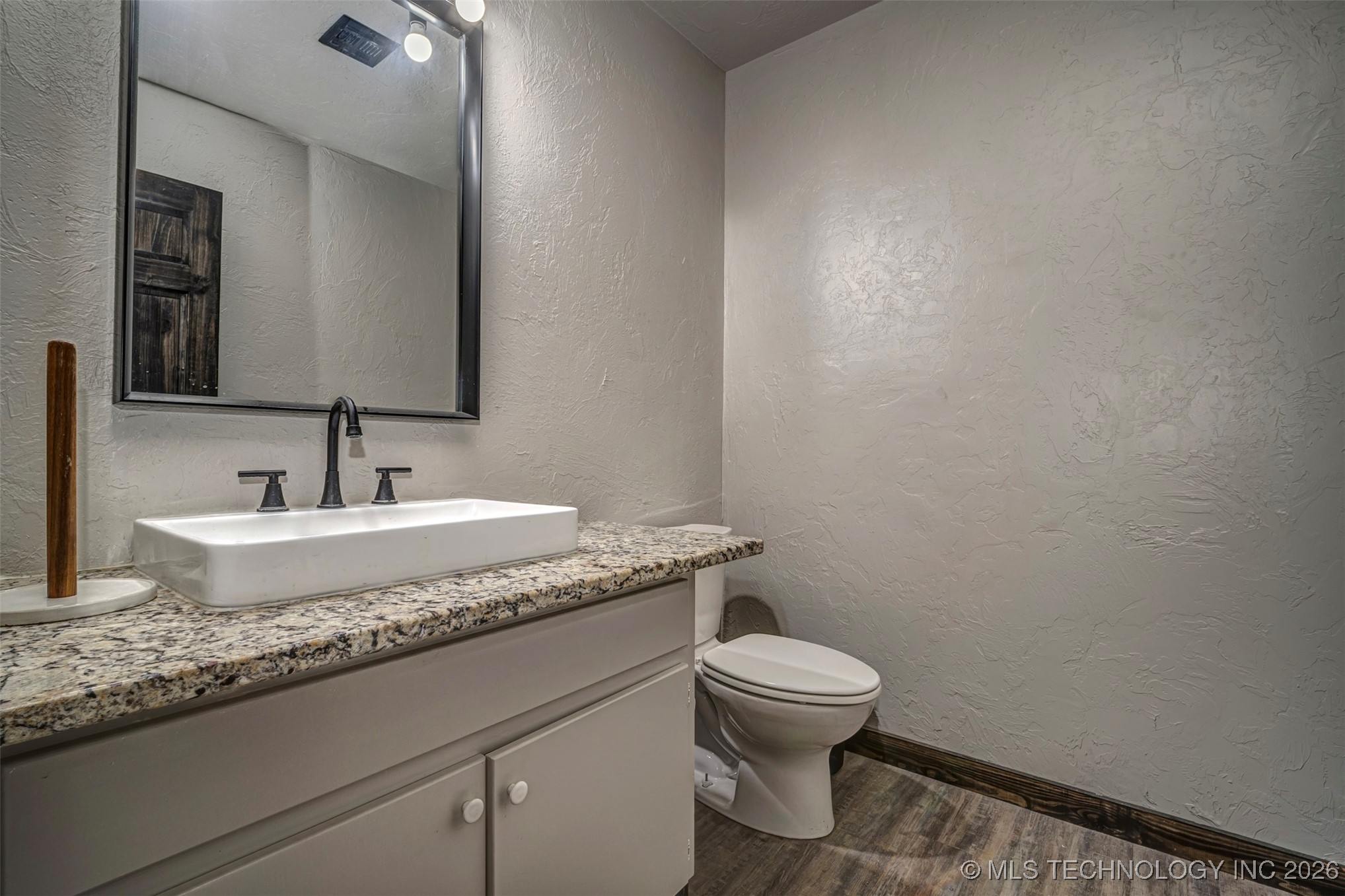 14913 County Road 3544 Property Photo 14