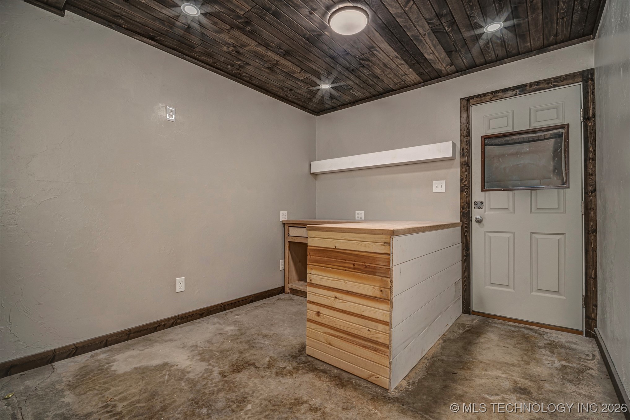 14913 County Road 3544 Property Photo 17