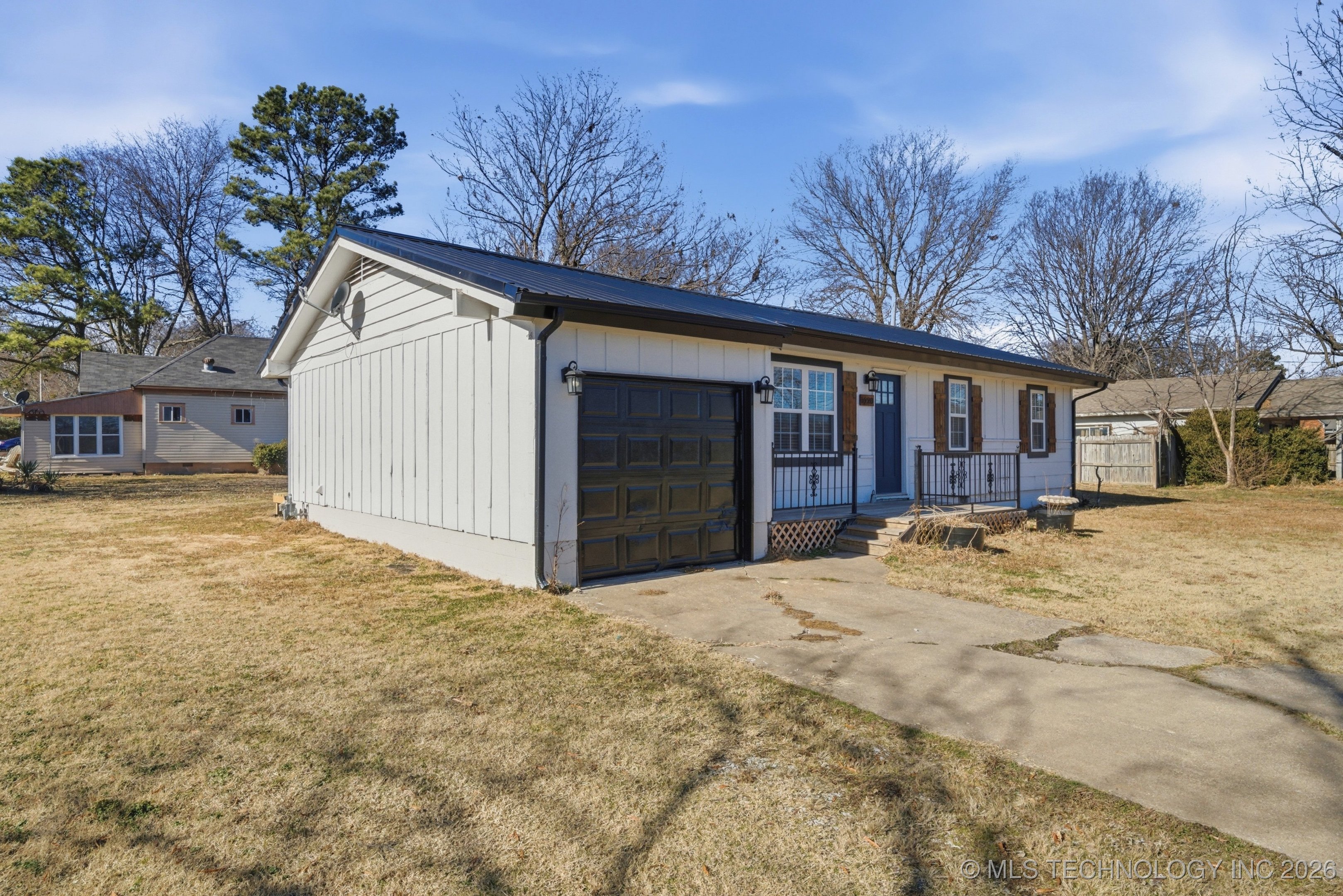 1620 N Union Avenue Property Photo 3