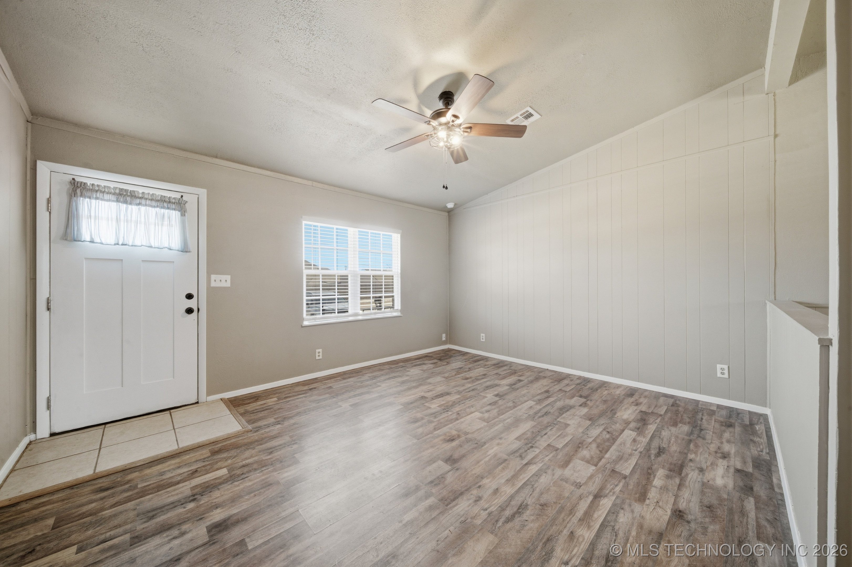 1620 N Union Avenue Property Photo 7