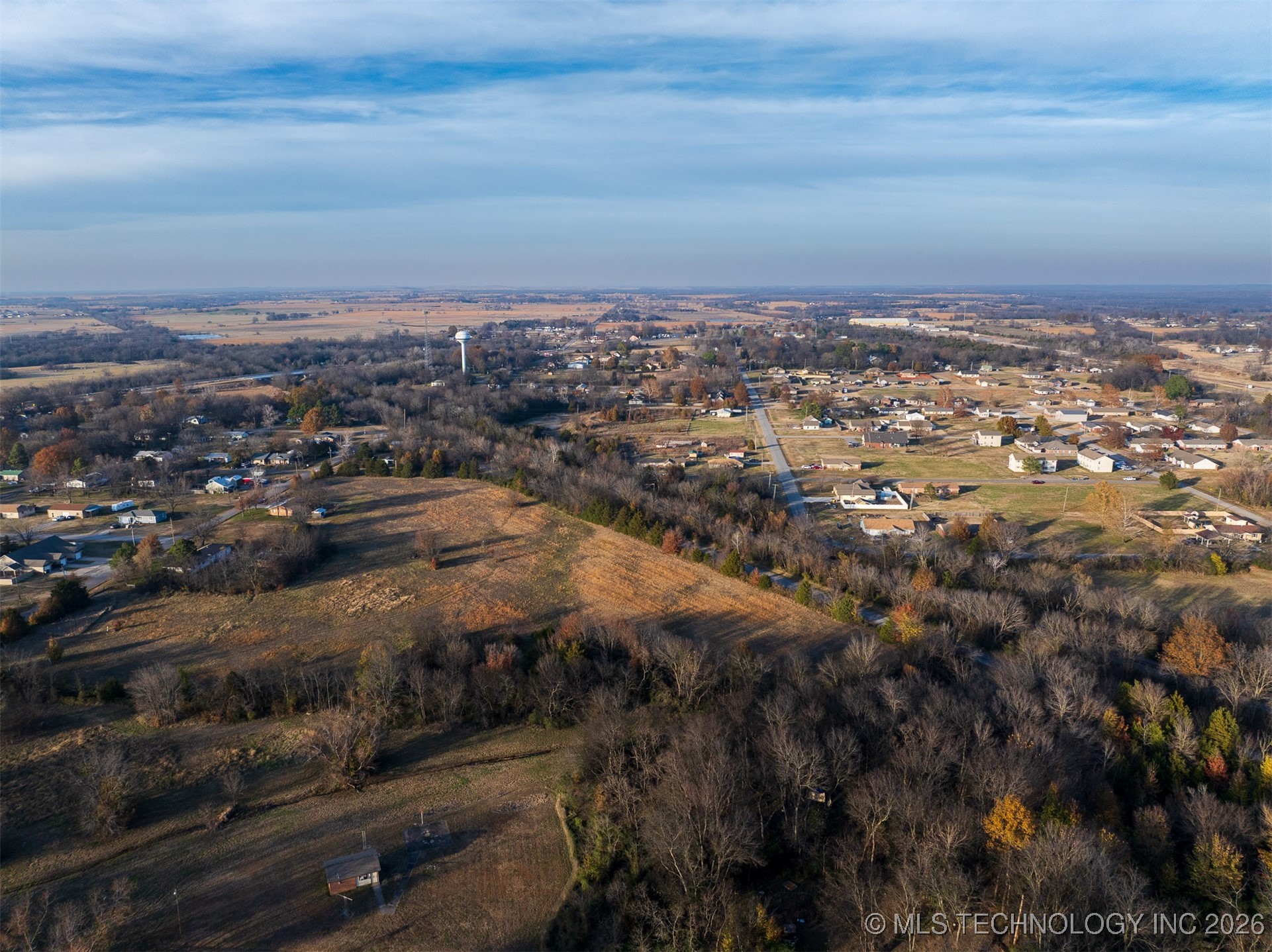 2 N Wagoner Avenue Property Photo 13