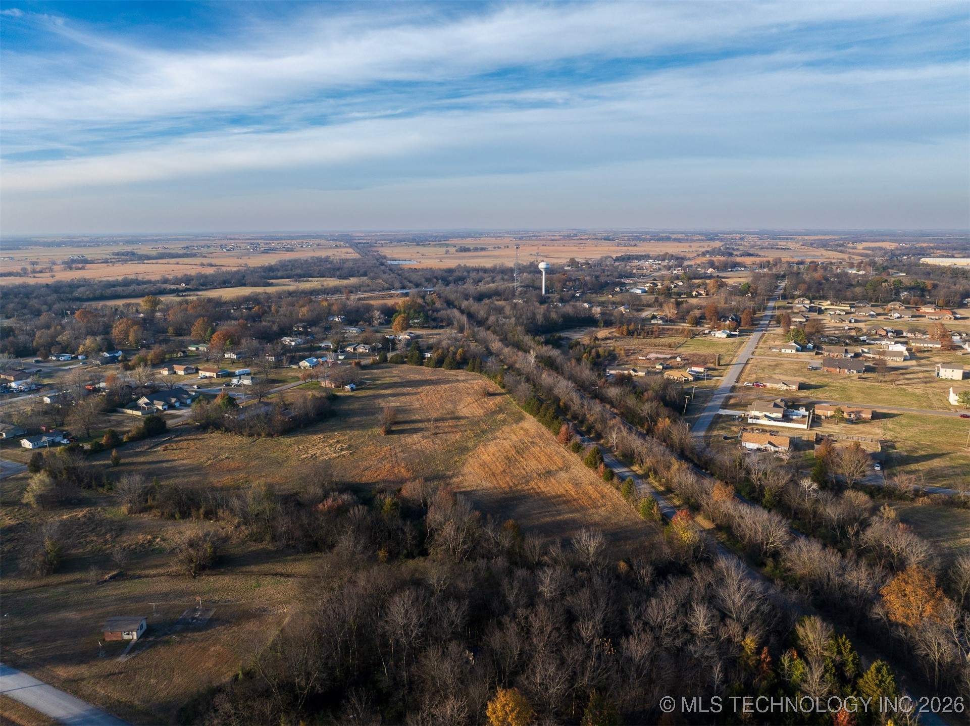 2 N Wagoner Avenue Property Photo 14