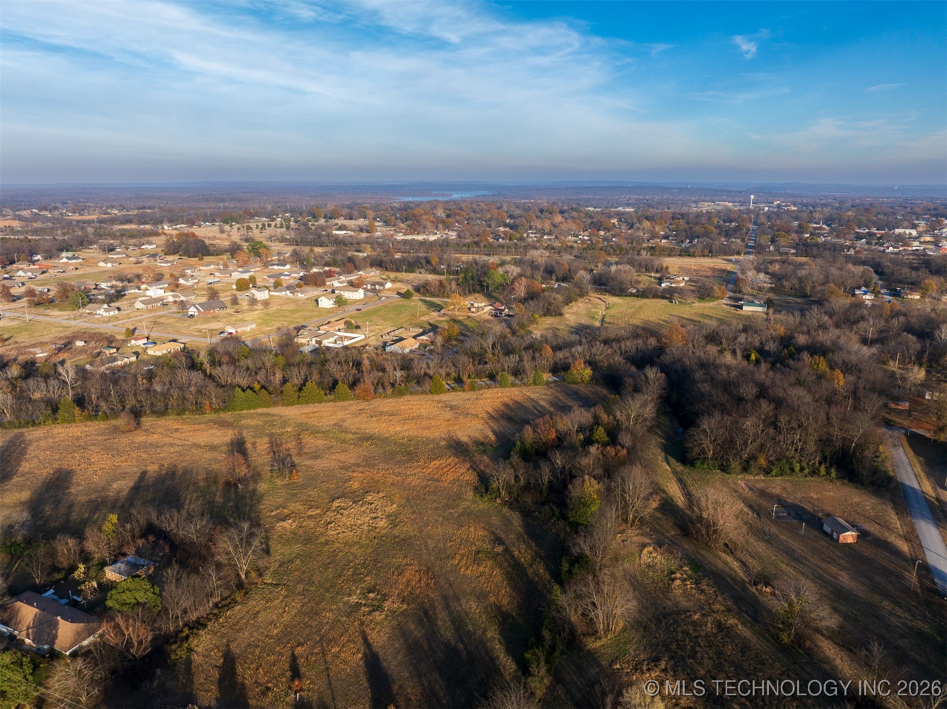 2 N Wagoner Avenue Property Photo 19