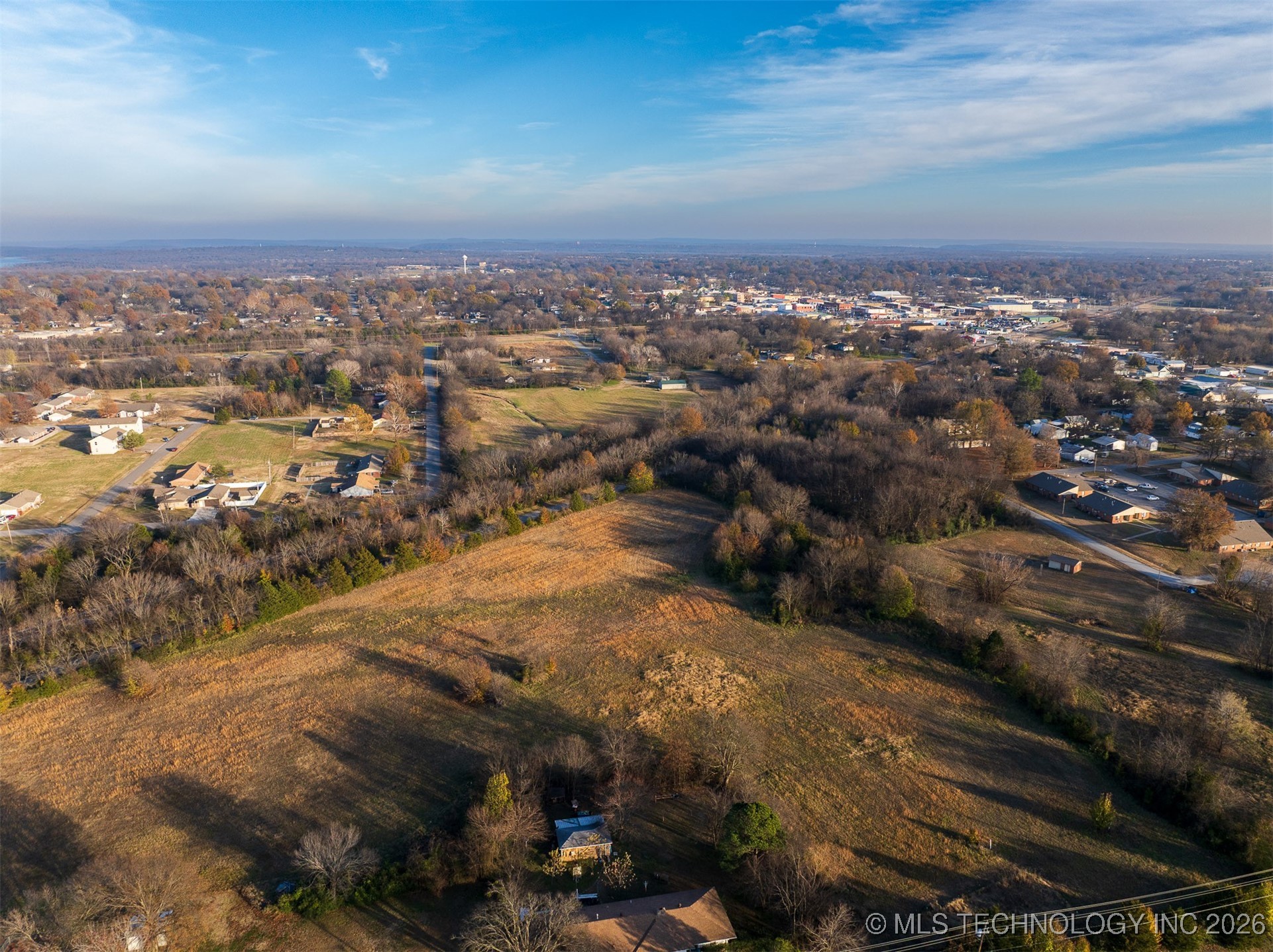 2 N Wagoner Avenue Property Photo 21