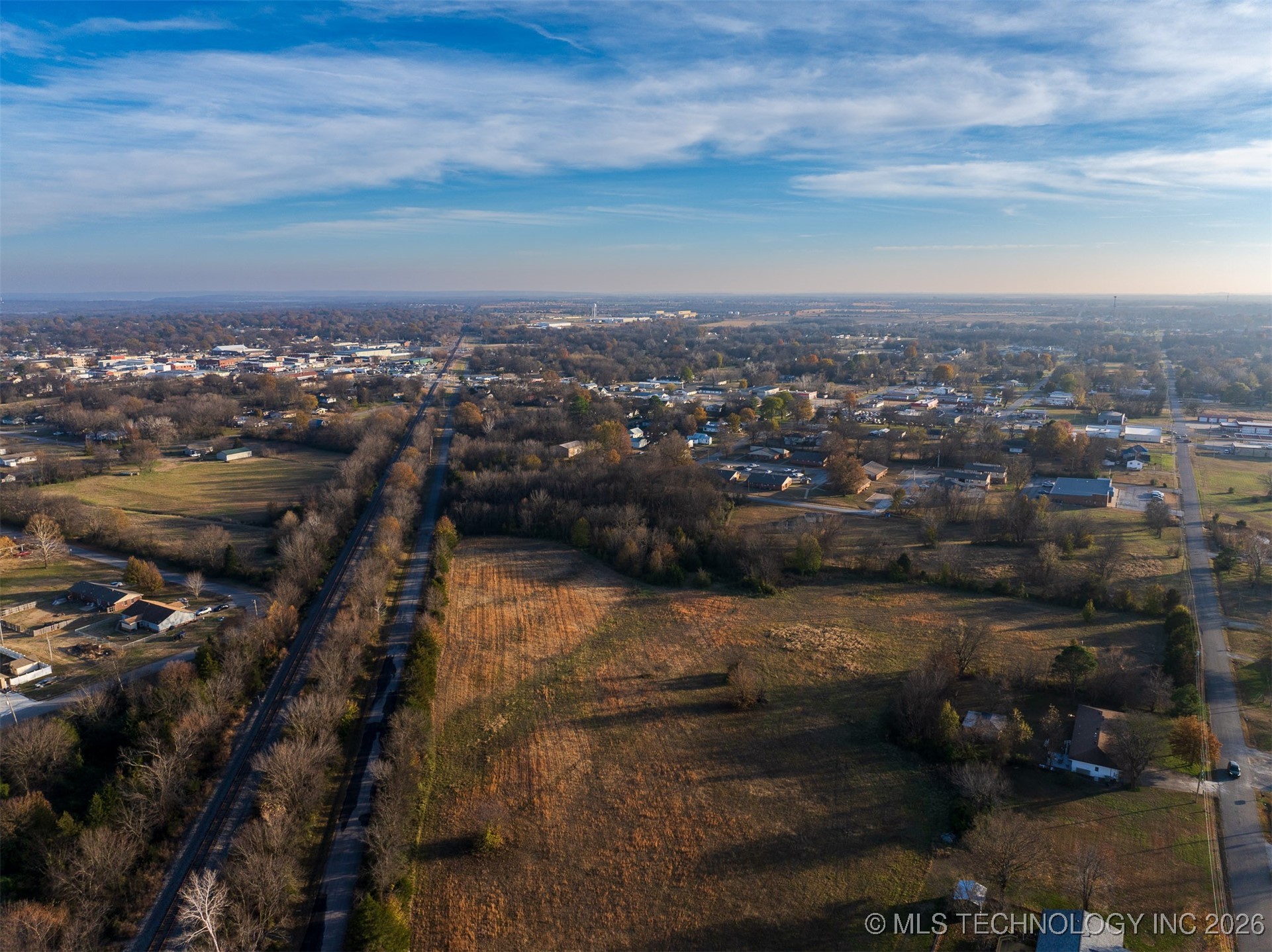 2 N Wagoner Avenue Property Photo 24