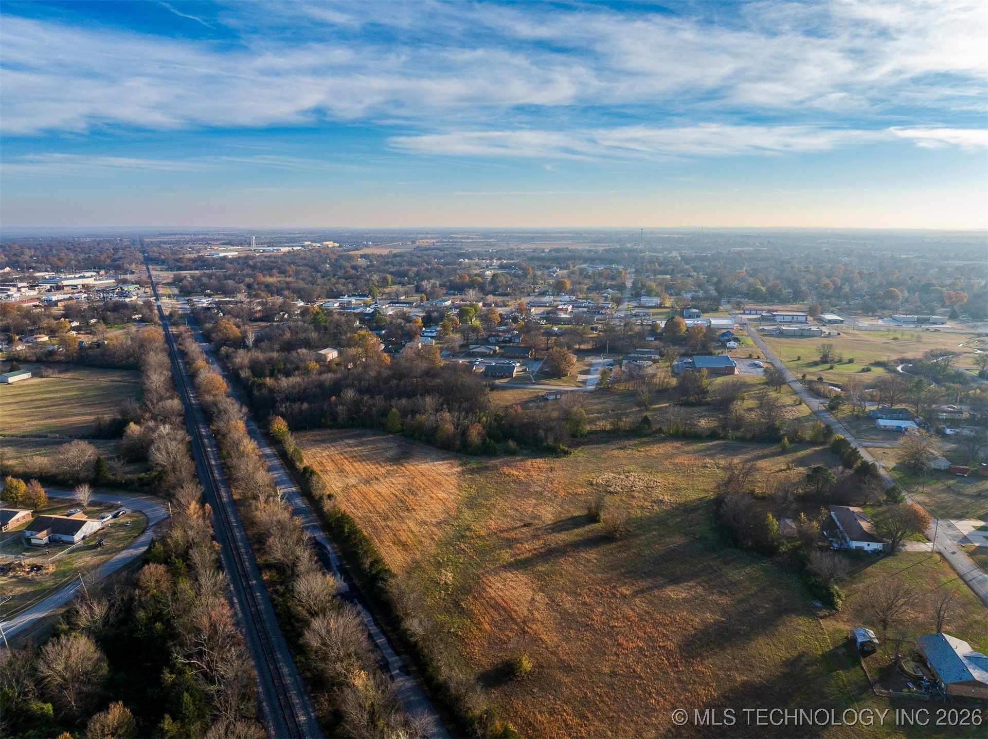 2 N Wagoner Avenue Property Photo 25