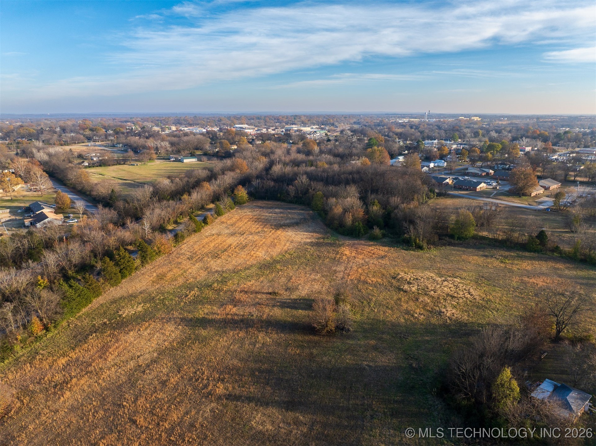 2 N Wagoner Avenue Property Photo 28