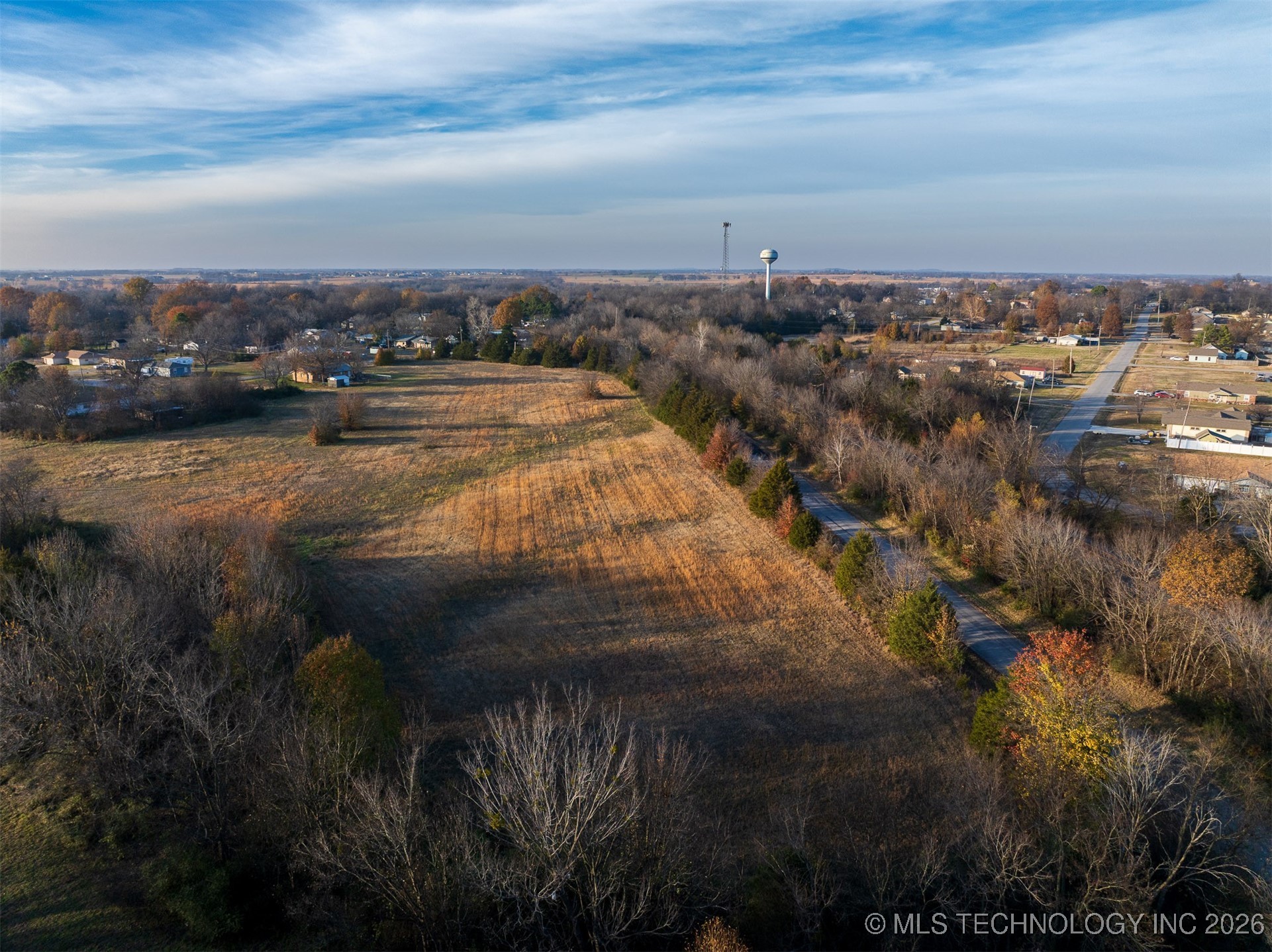 2 N Wagoner Avenue Property Photo 35