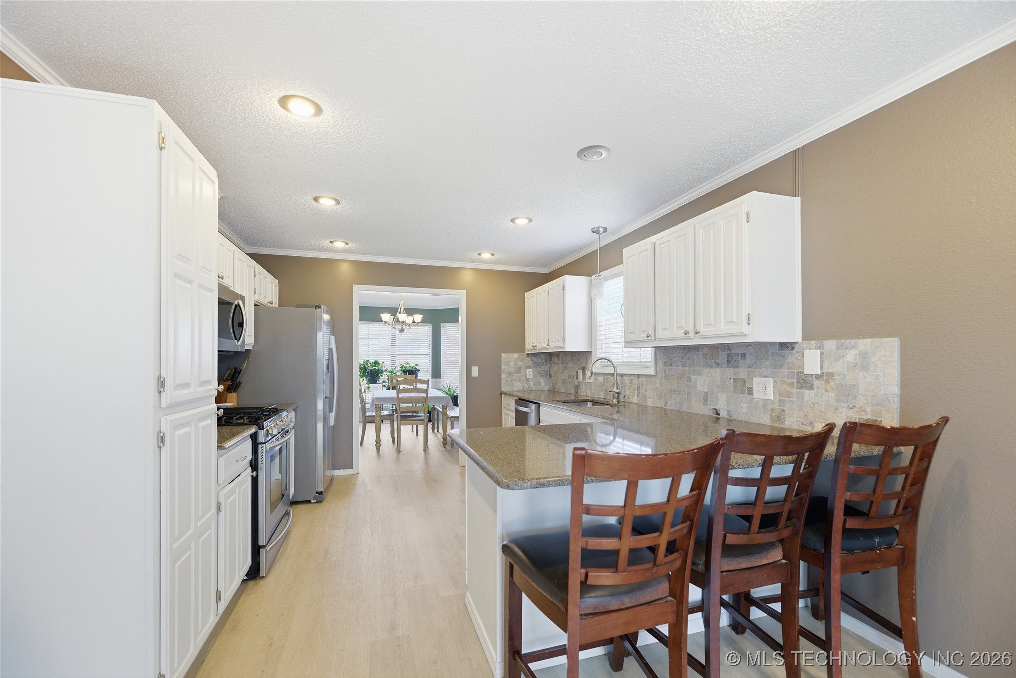 1629 W Delmar Street Property Photo 6