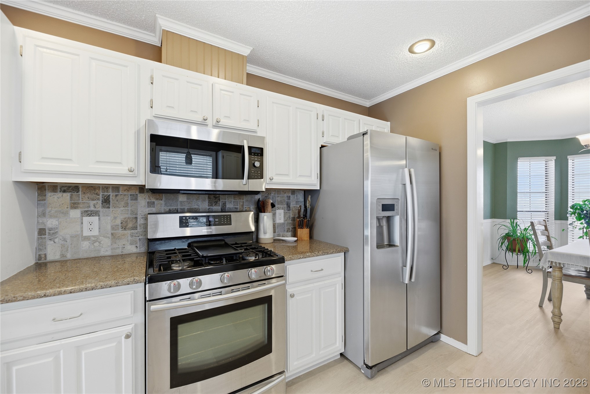 1629 W Delmar Street Property Photo 8