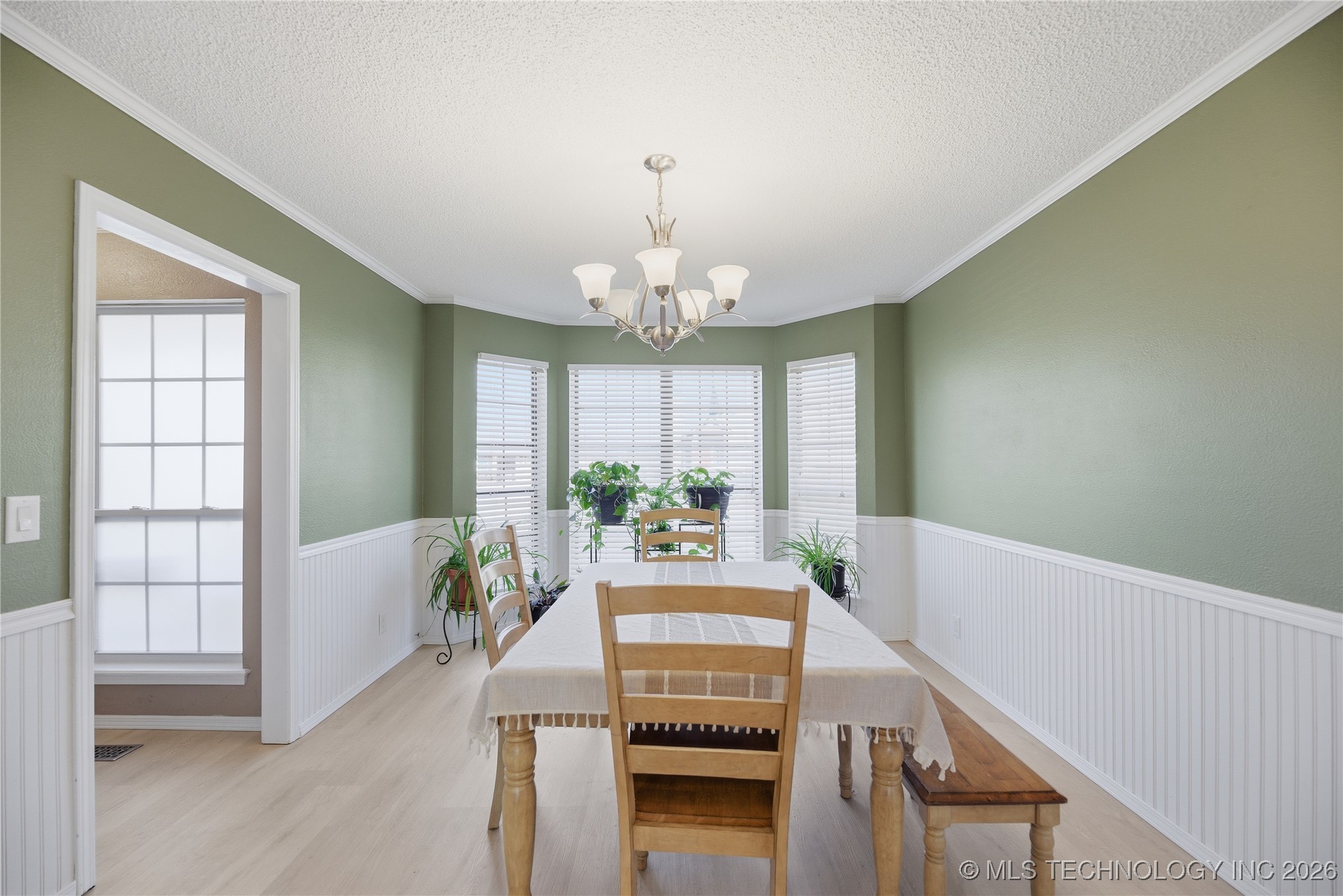 1629 W Delmar Street Property Photo 10