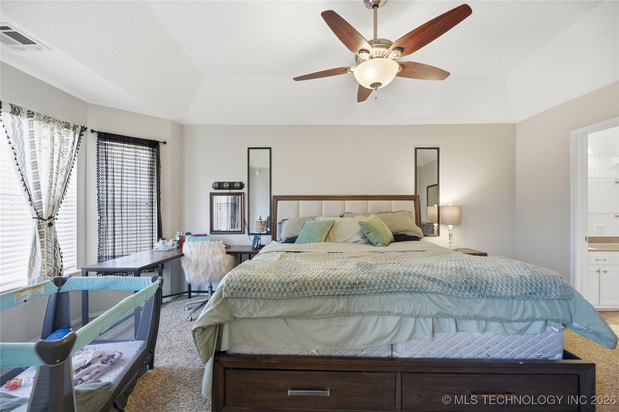 1629 W Delmar Street Property Photo 16