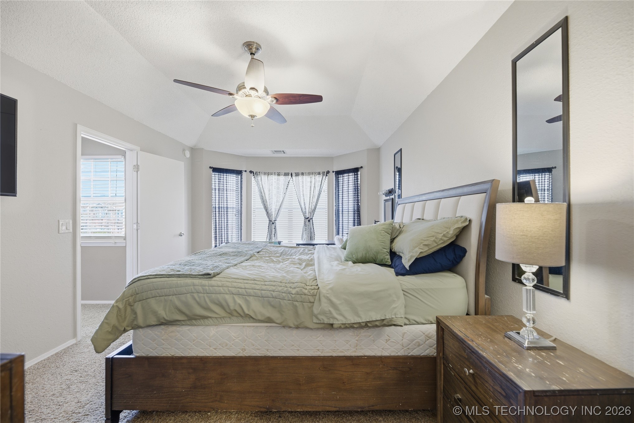 1629 W Delmar Street Property Photo 17