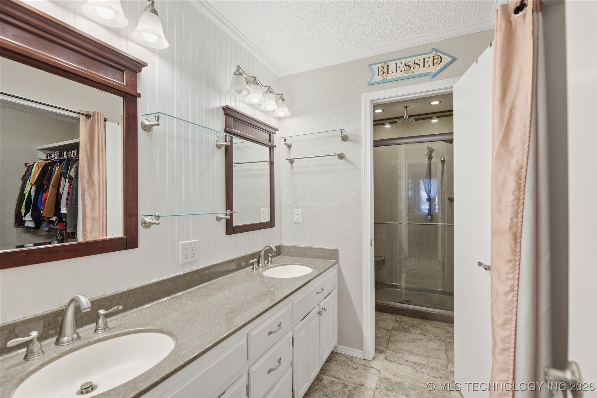 1629 W Delmar Street Property Photo 18