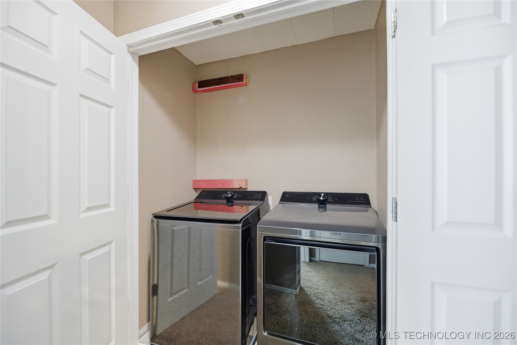 1629 W Delmar Street Property Photo 24