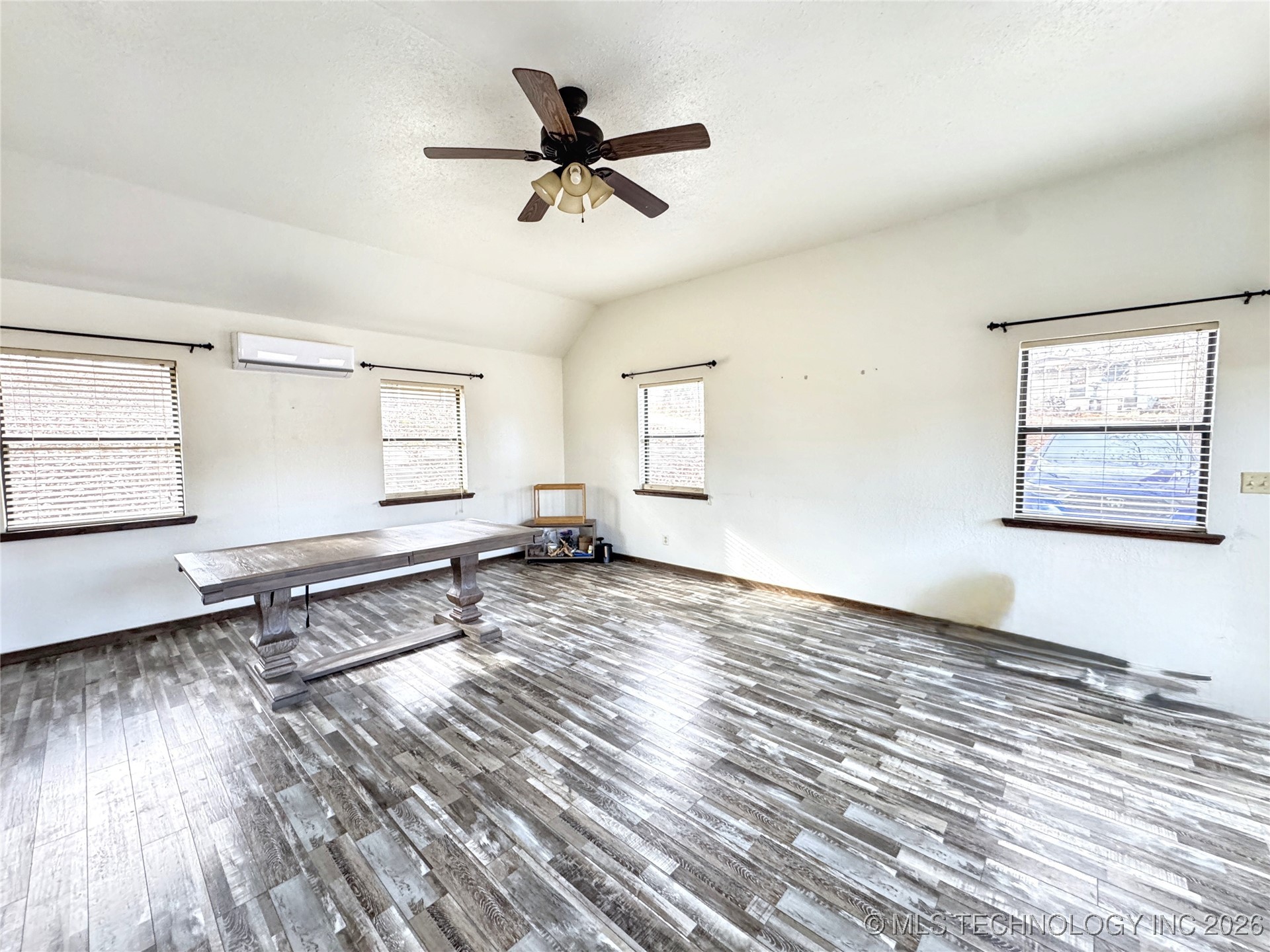 23536 E 873 Road Property Photo 30