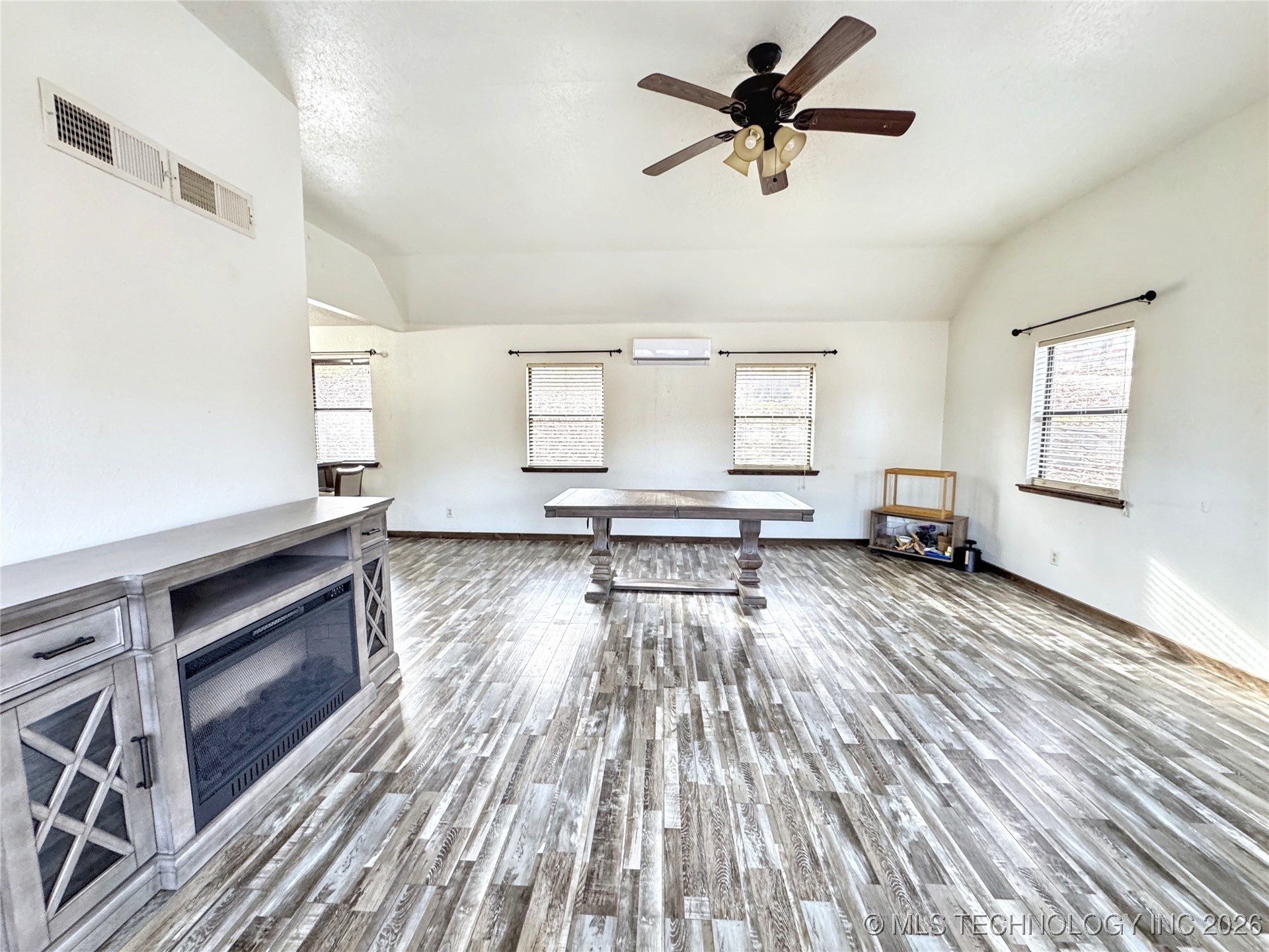 23536 E 873 Road Property Photo 31