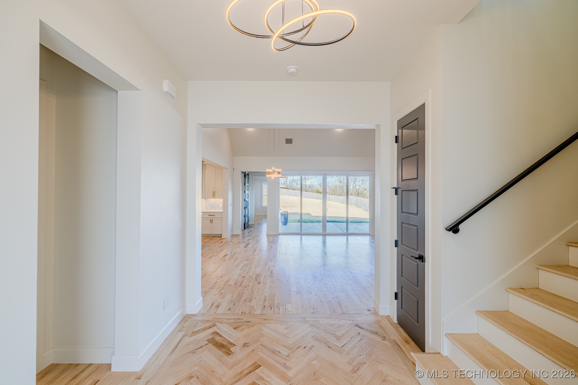 6621 E 153rd Street Property Photo 5