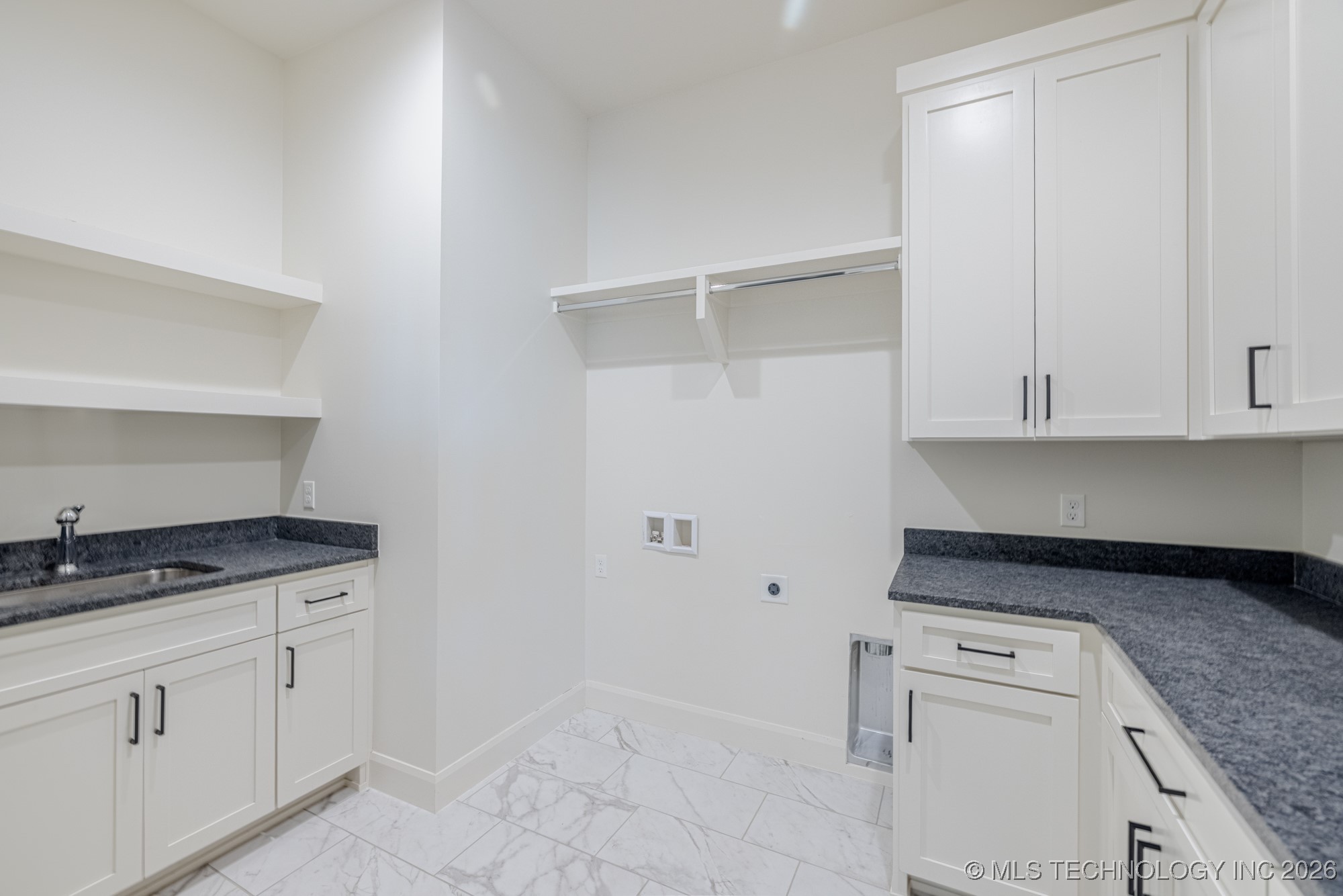 6621 E 153rd Street Property Photo 25