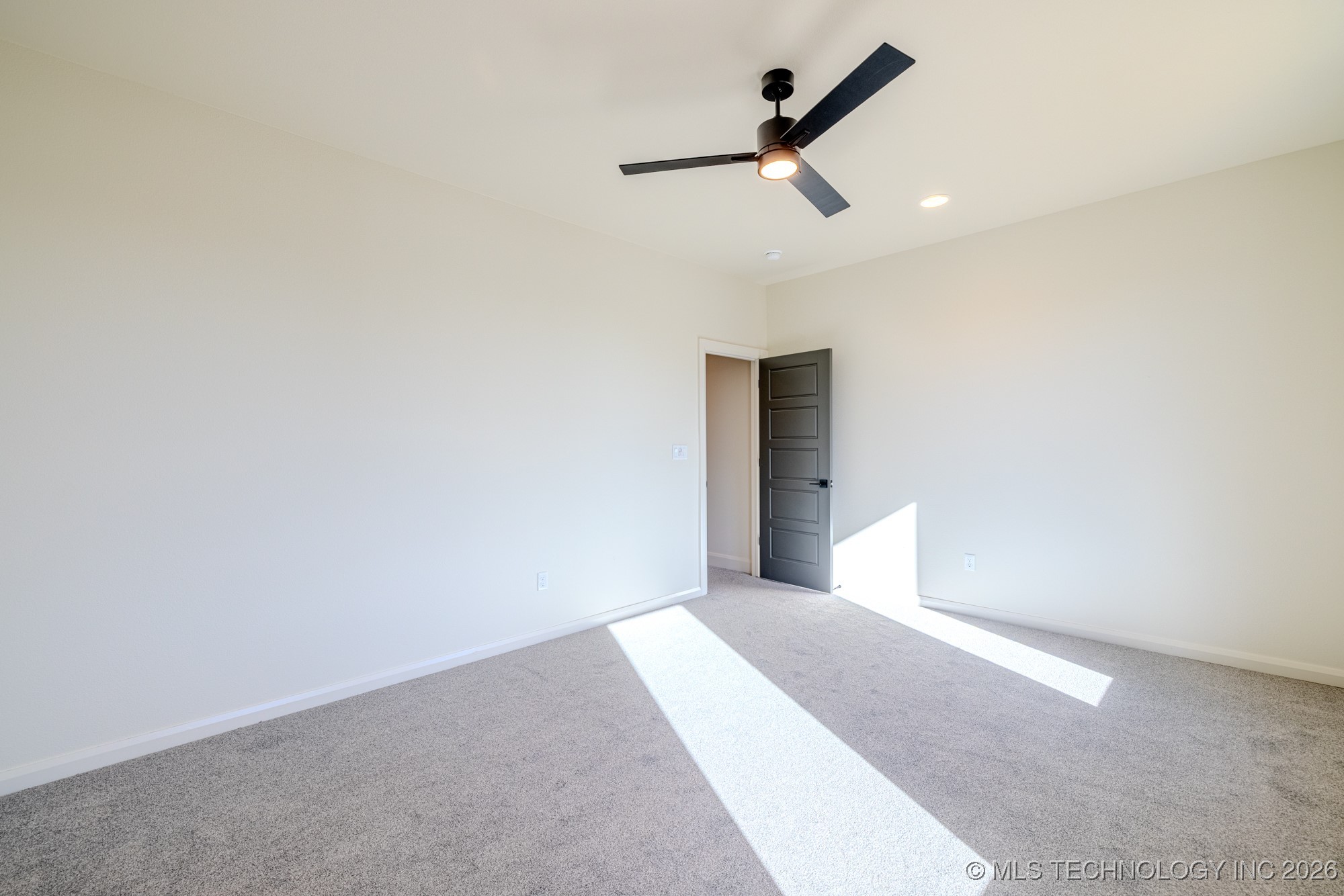 6621 E 153rd Street Property Photo 46