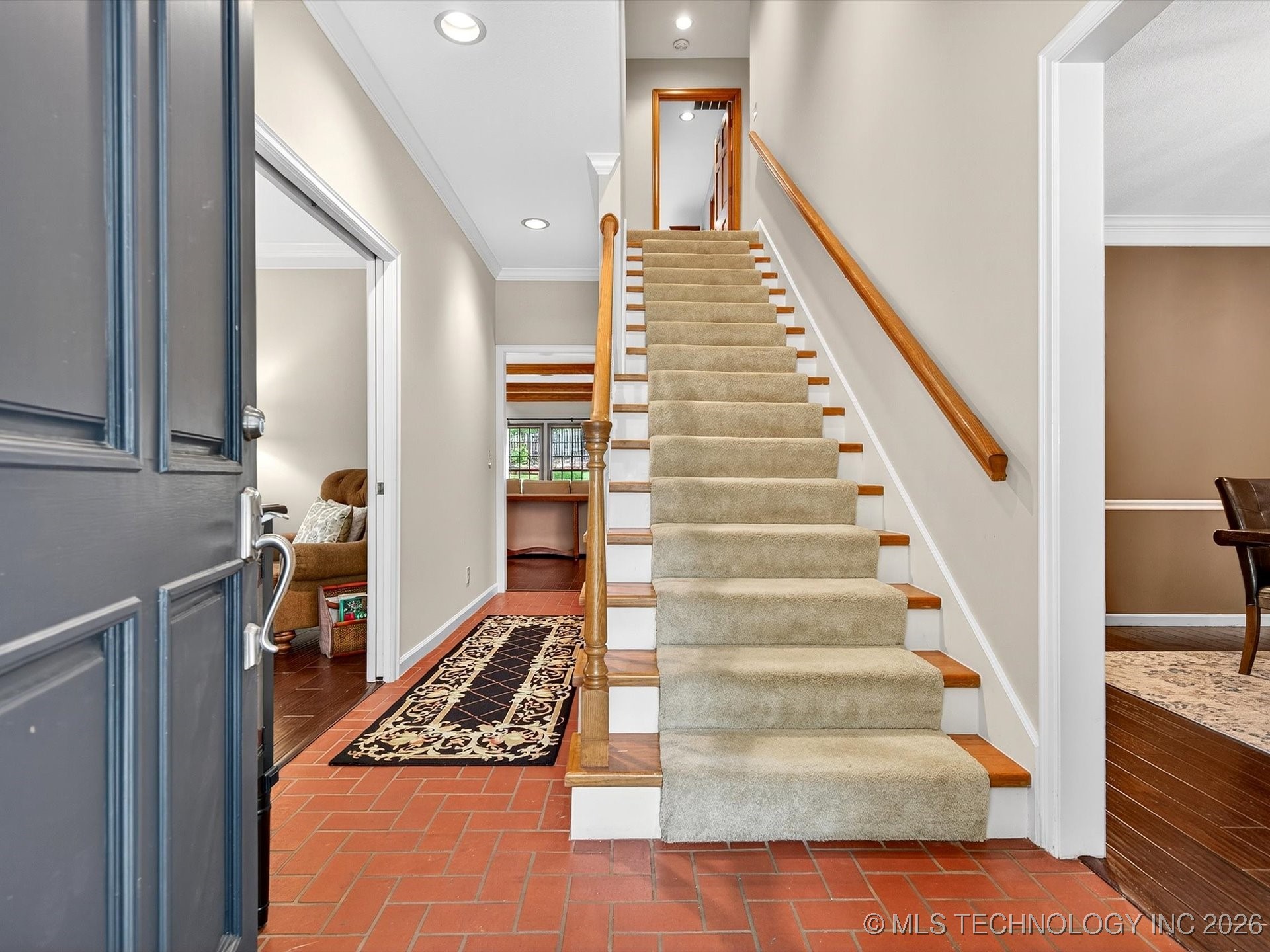 1616 Cherokee Hills Drive Property Photo 4