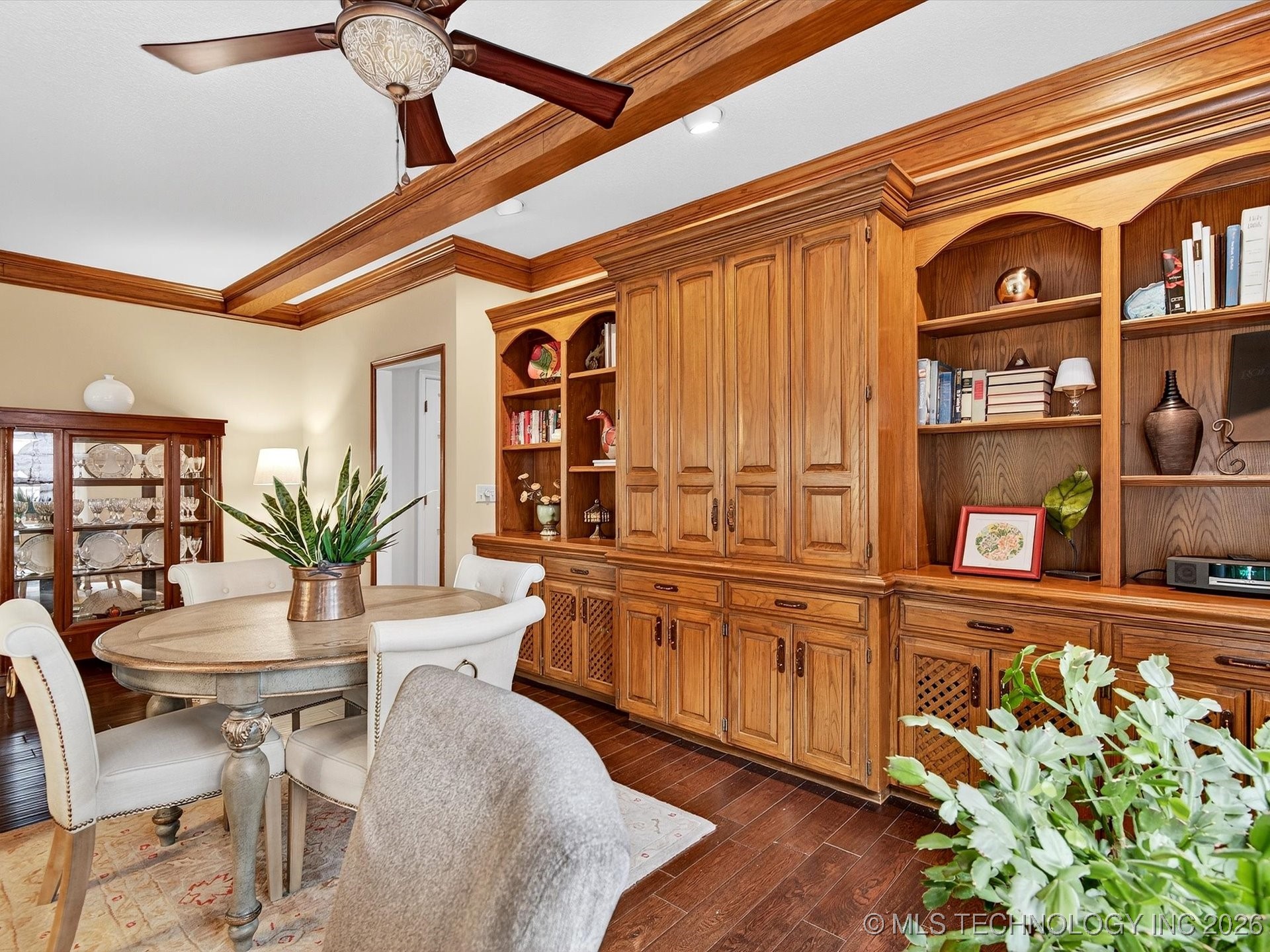 1616 Cherokee Hills Drive Property Photo 10