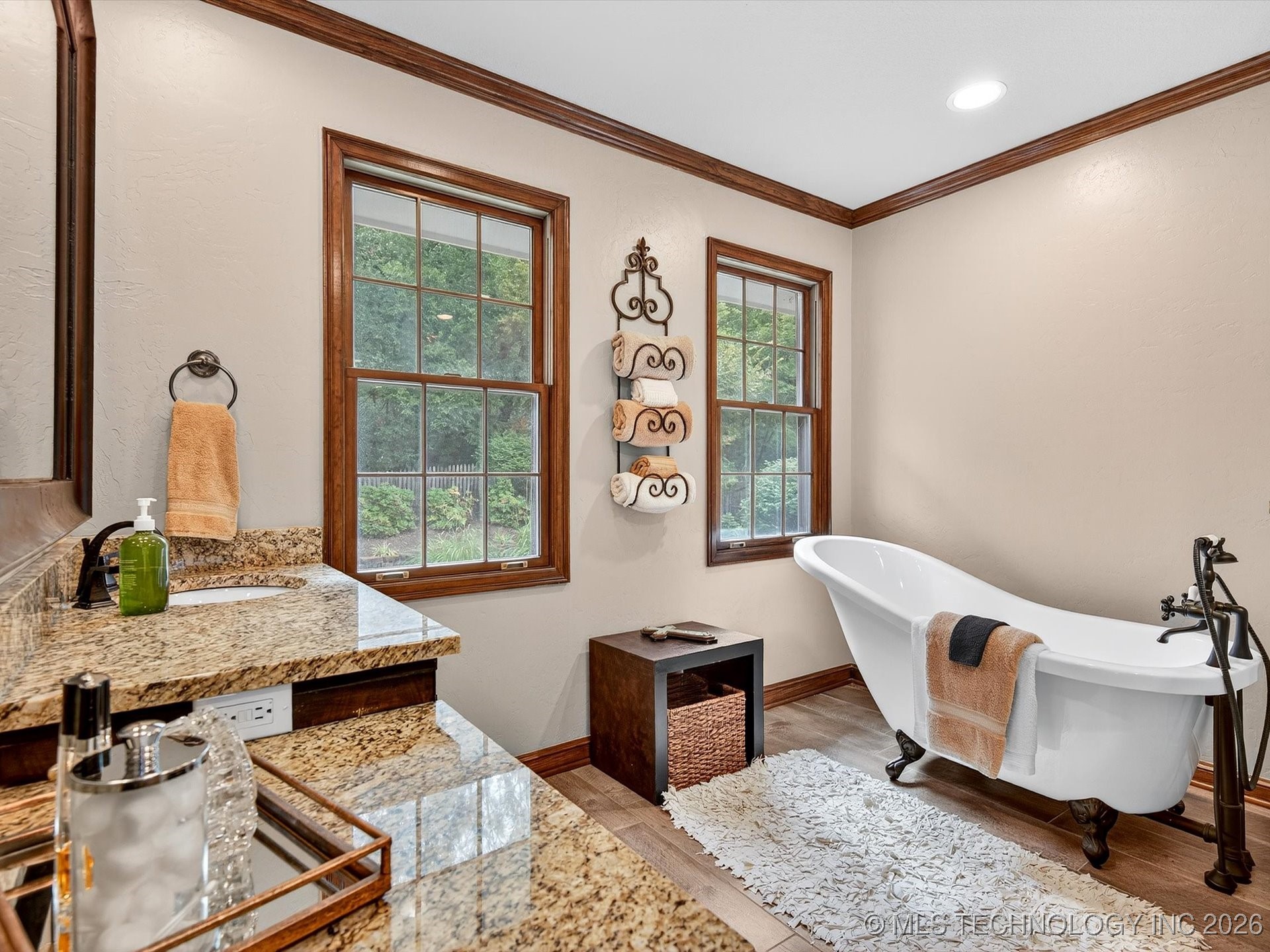 1616 Cherokee Hills Drive Property Photo 27