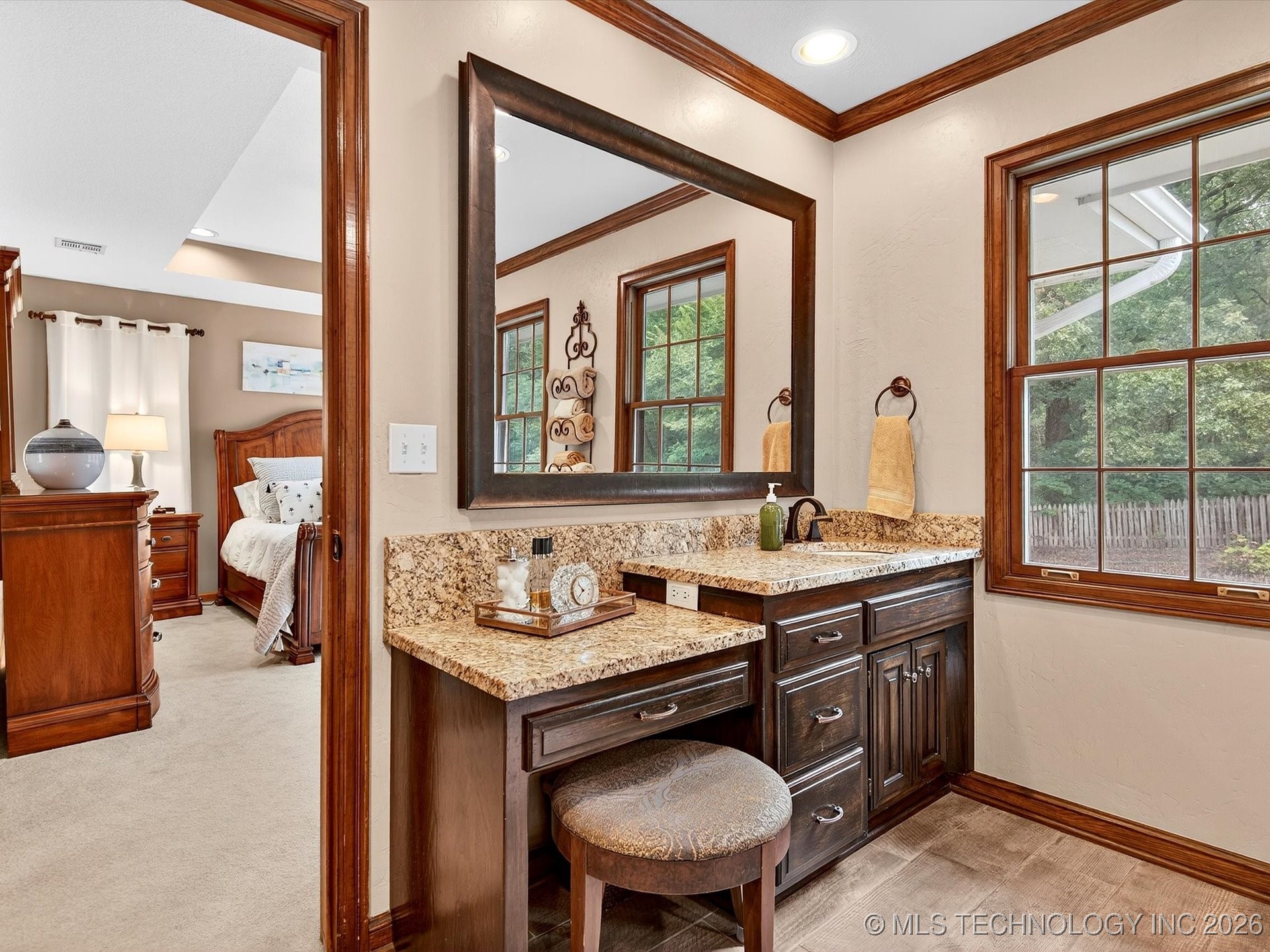 1616 Cherokee Hills Drive Property Photo 29