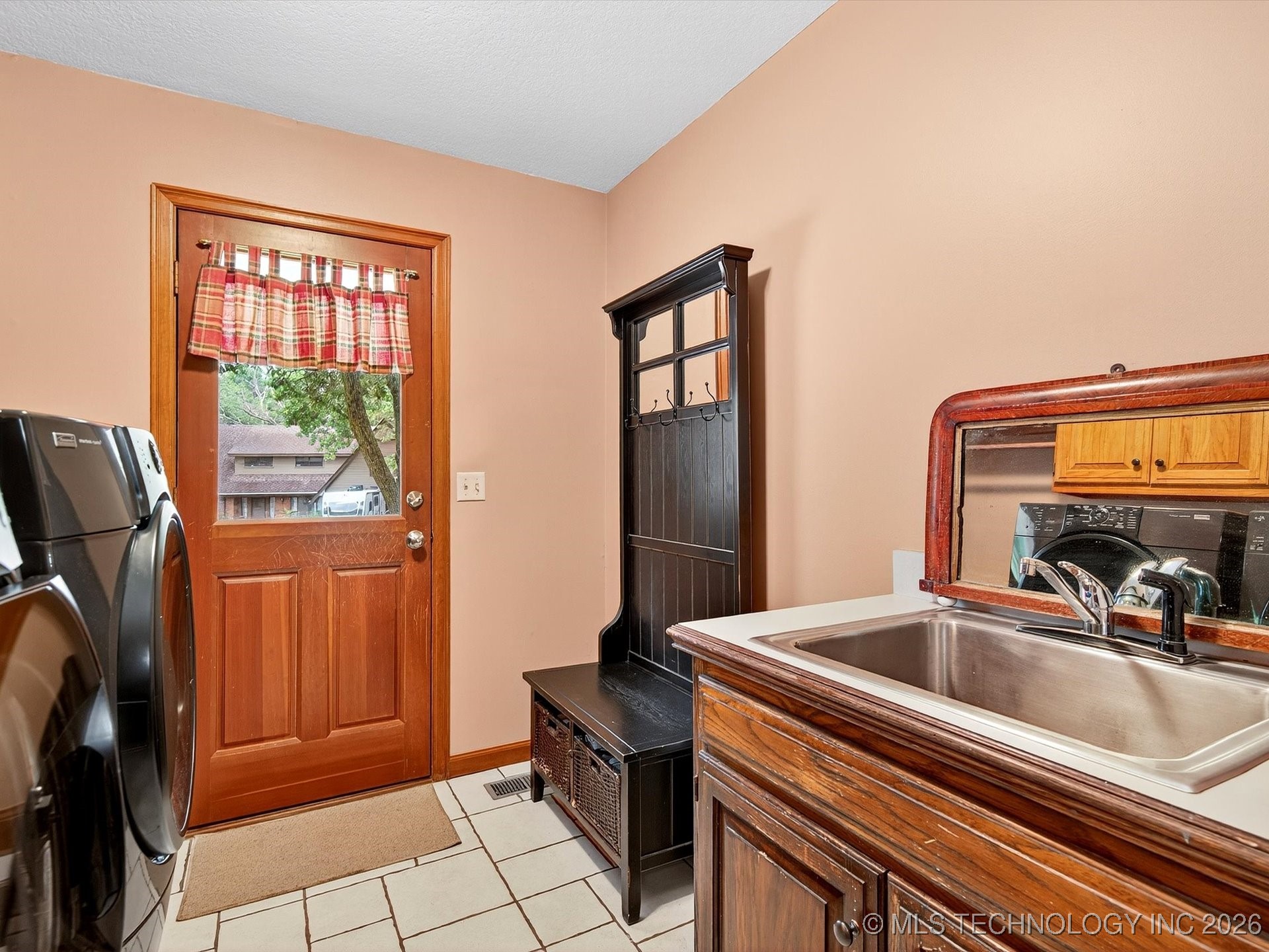 1616 Cherokee Hills Drive Property Photo 42