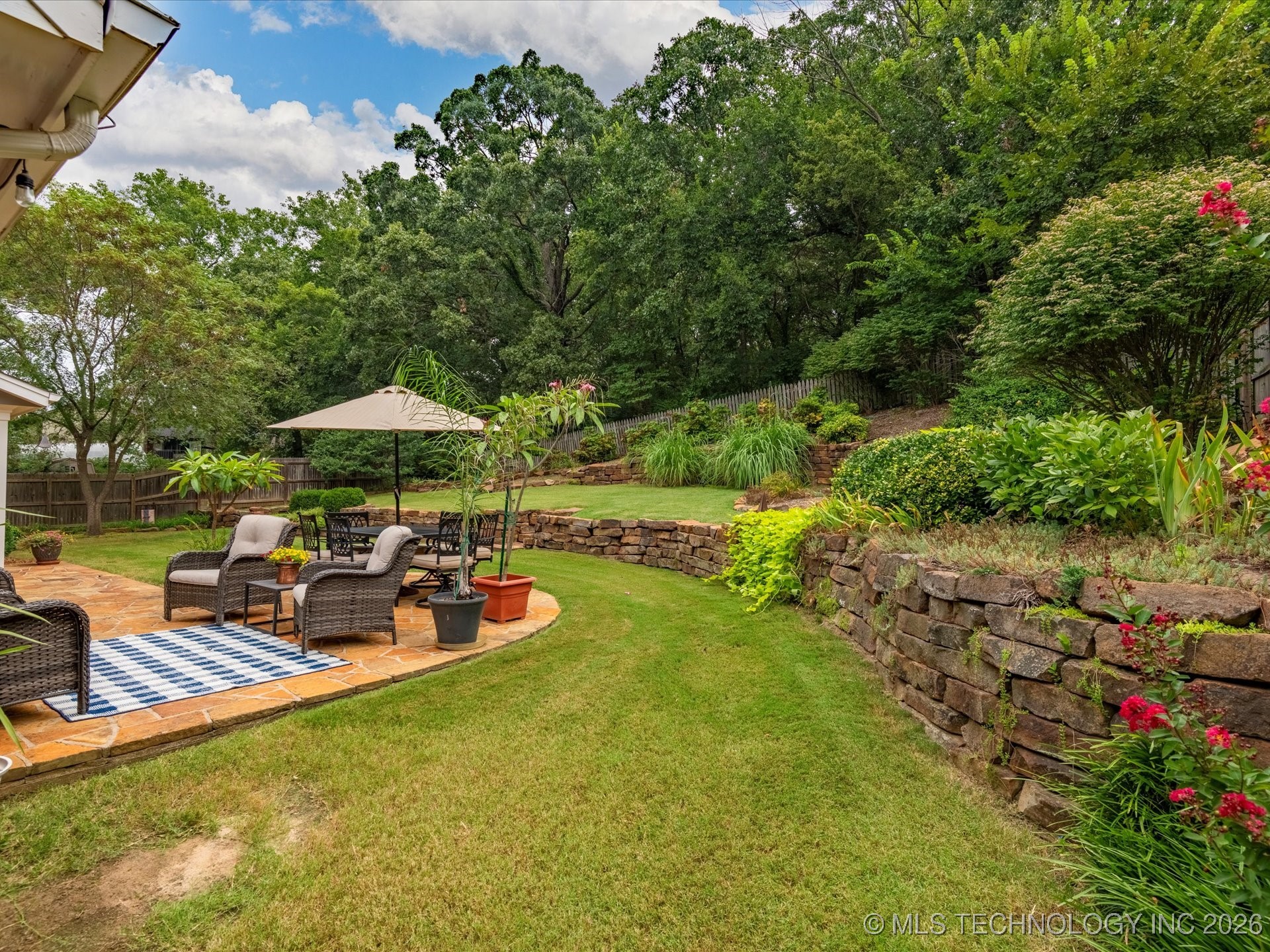 1616 Cherokee Hills Drive Property Photo 44