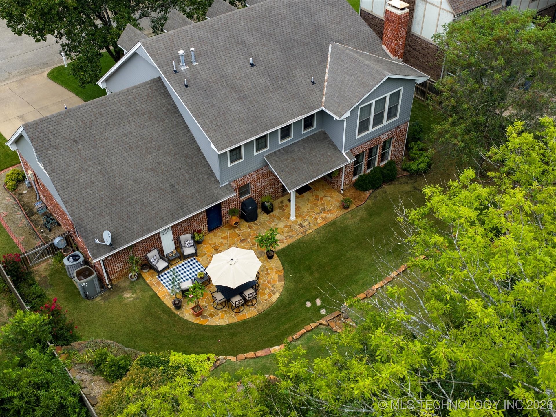 1616 Cherokee Hills Drive Property Photo 53