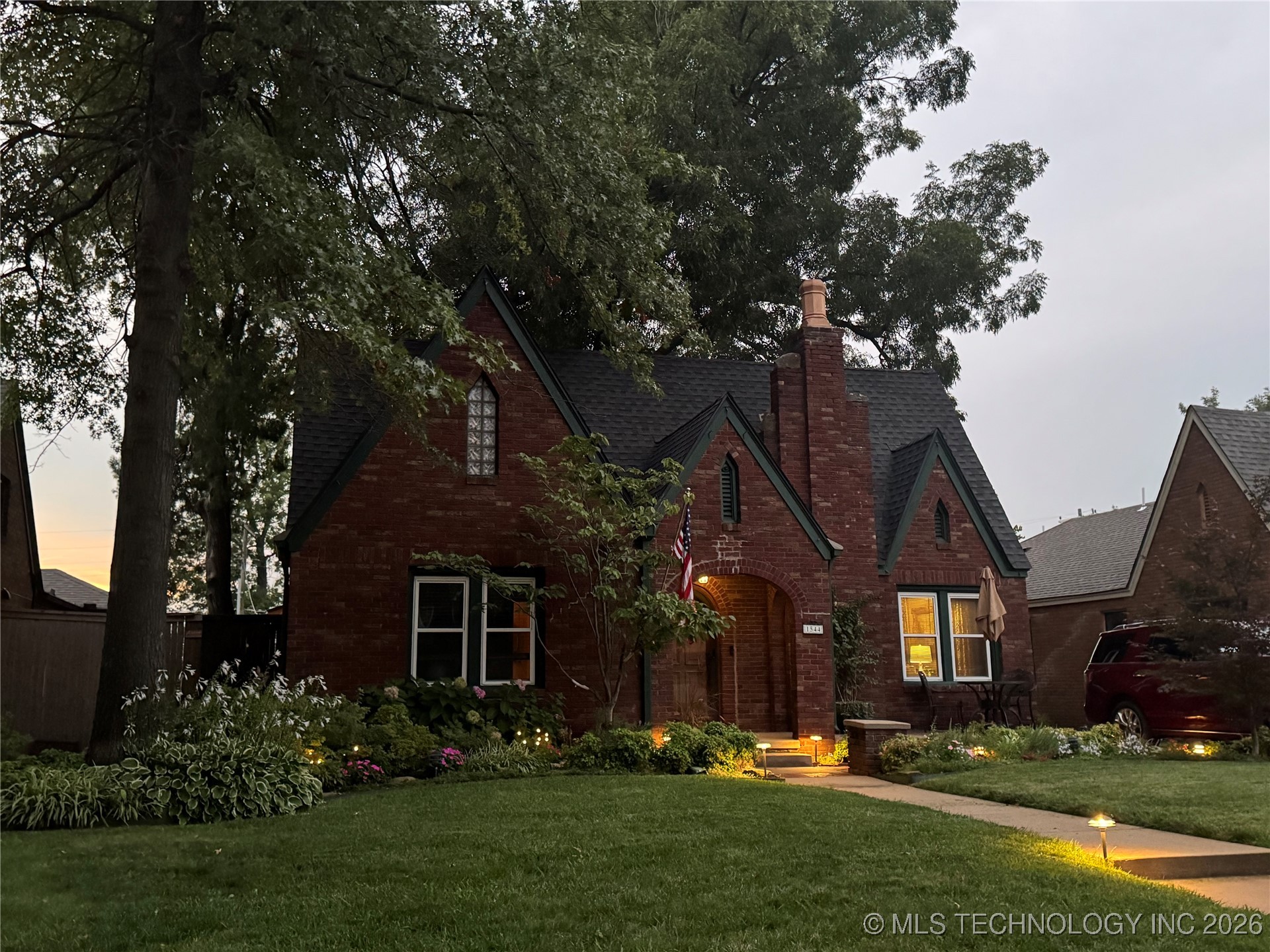 1544 S Columbia Place Property Photo 45