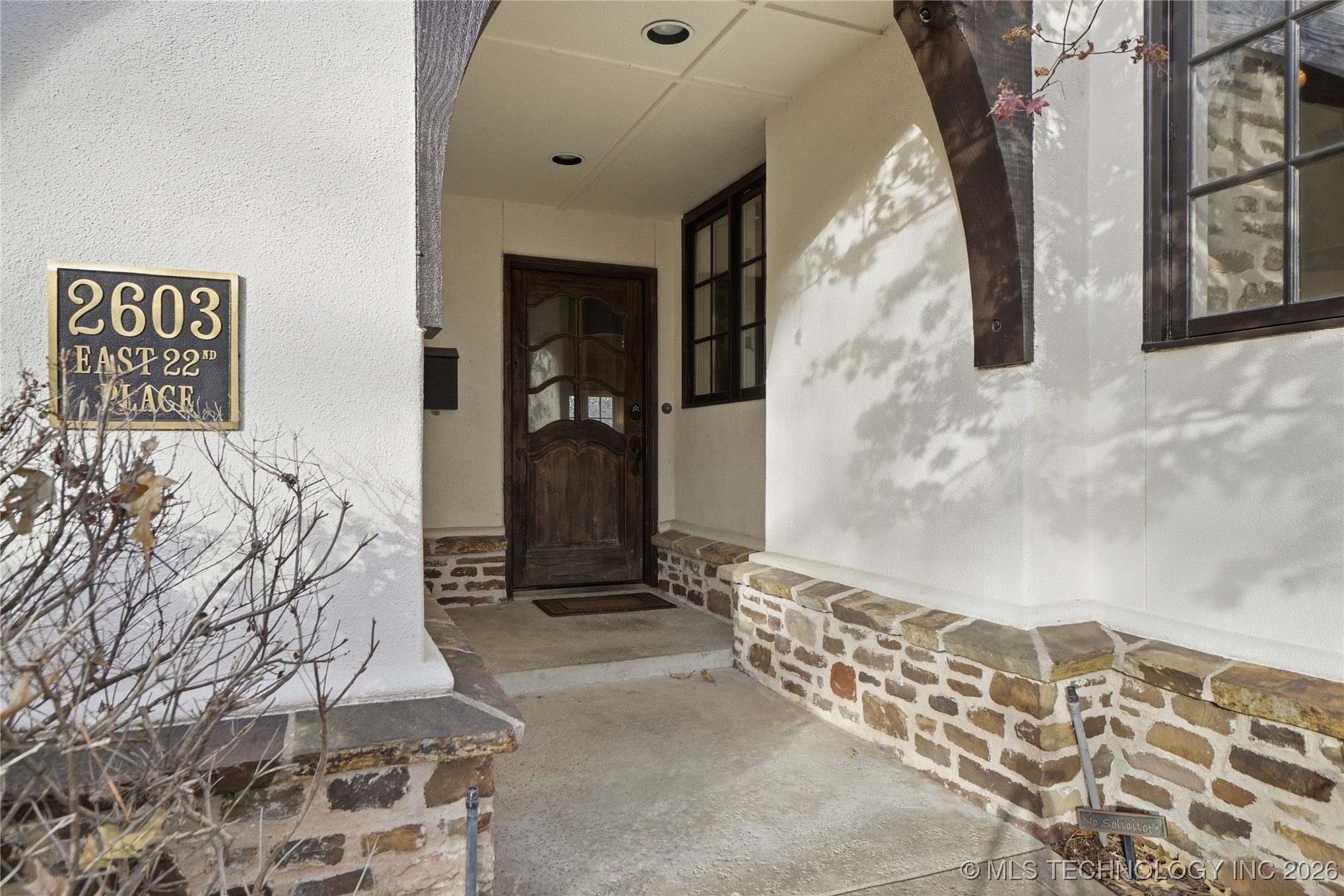 2603 E 22nd Place Property Photo 5