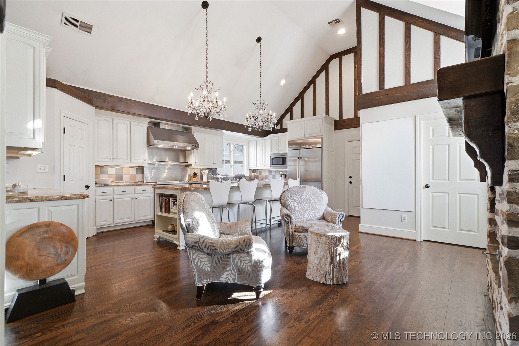 2603 E 22nd Place Property Photo 18