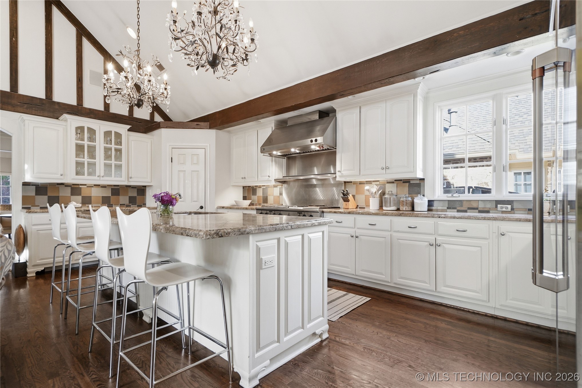 2603 E 22nd Place Property Photo 21