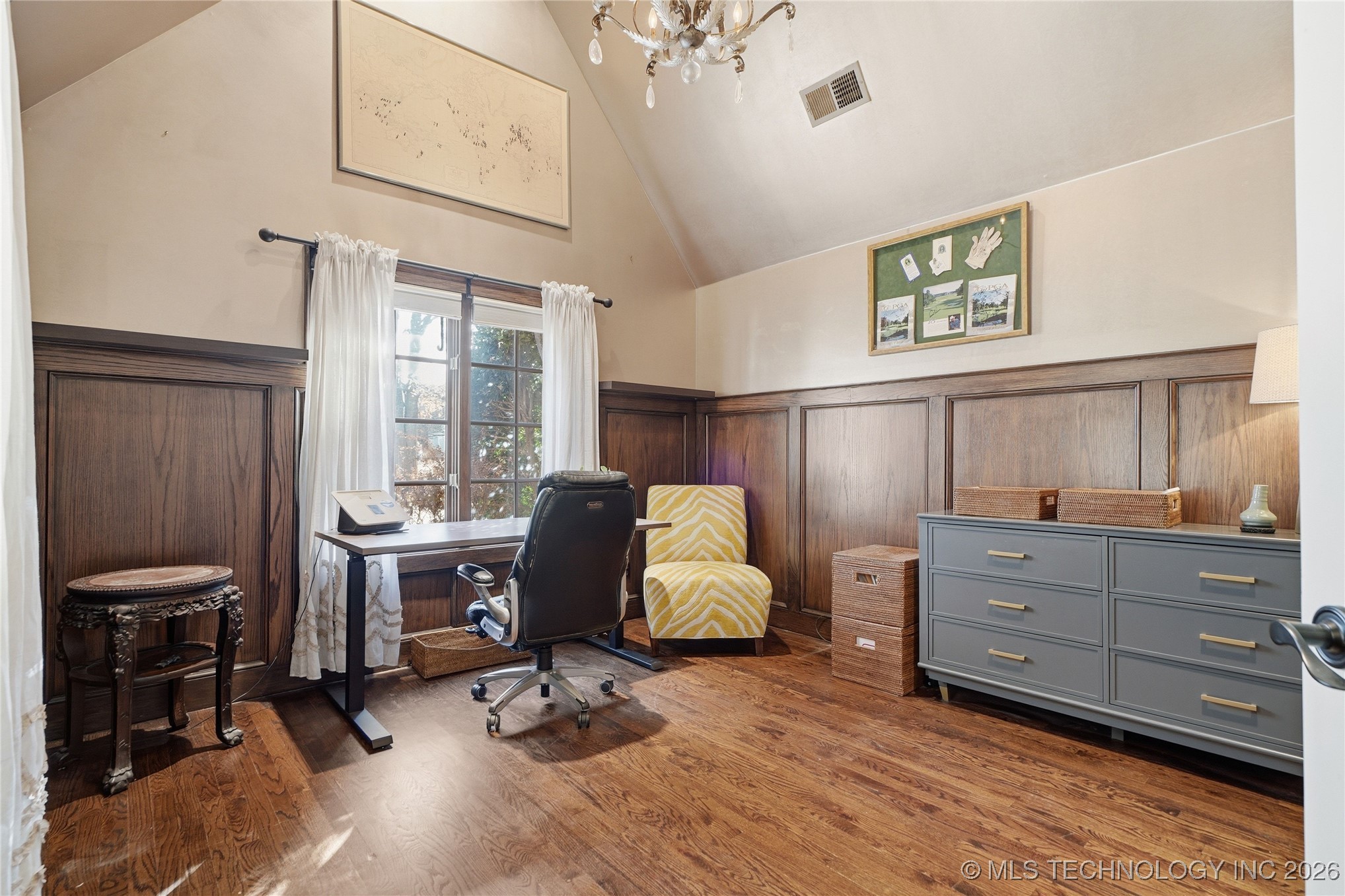 2603 E 22nd Place Property Photo 27