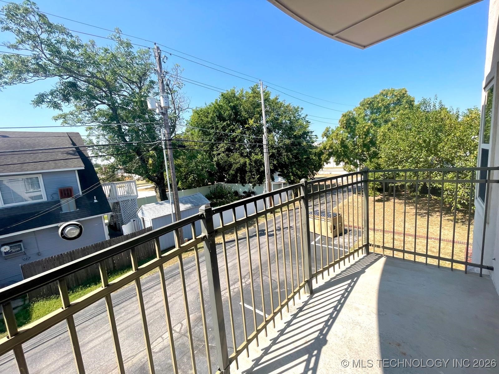 416 E B Street 416 B Property Photo 7