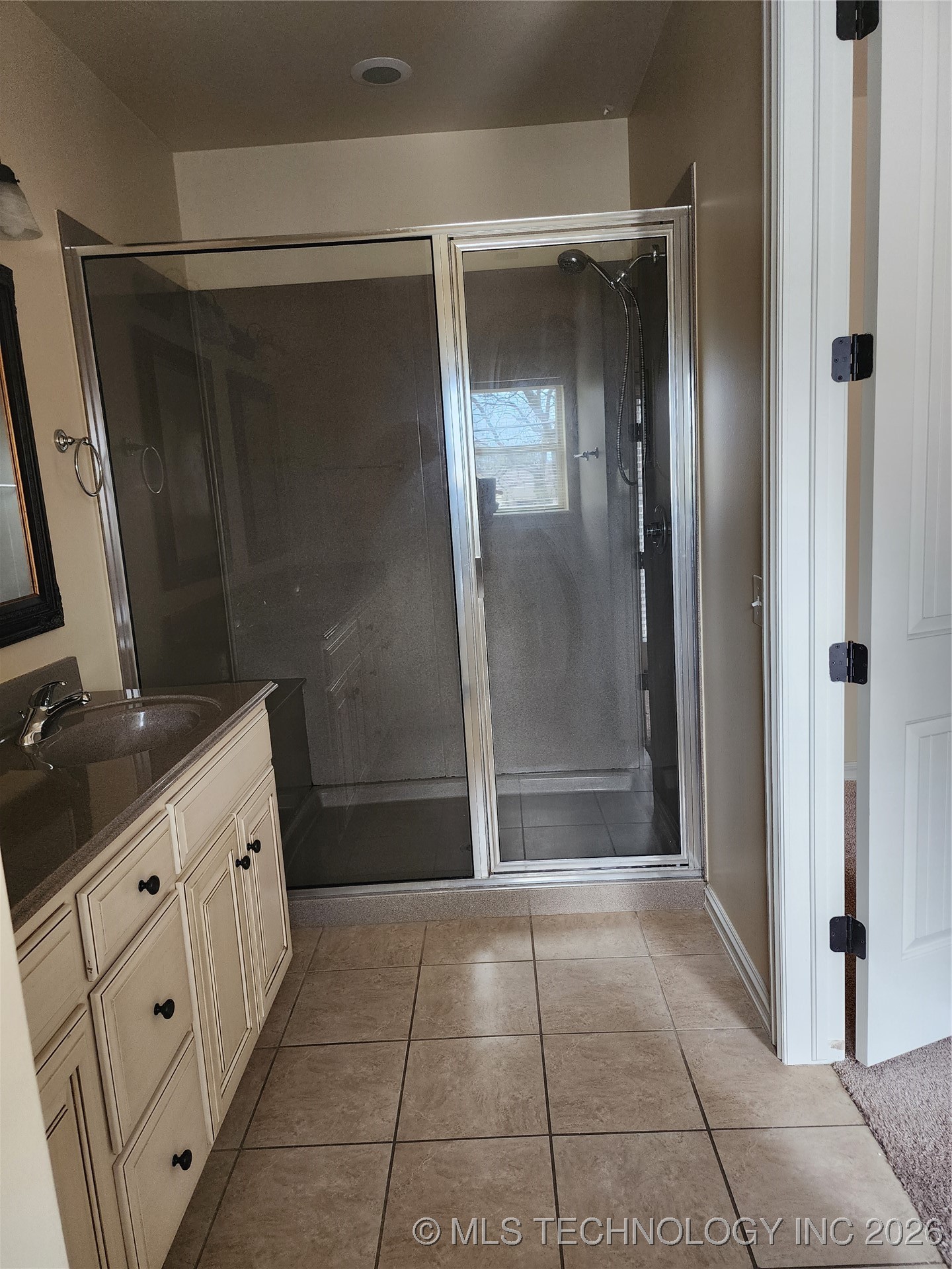 416 E B Street 416 B Property Photo 10