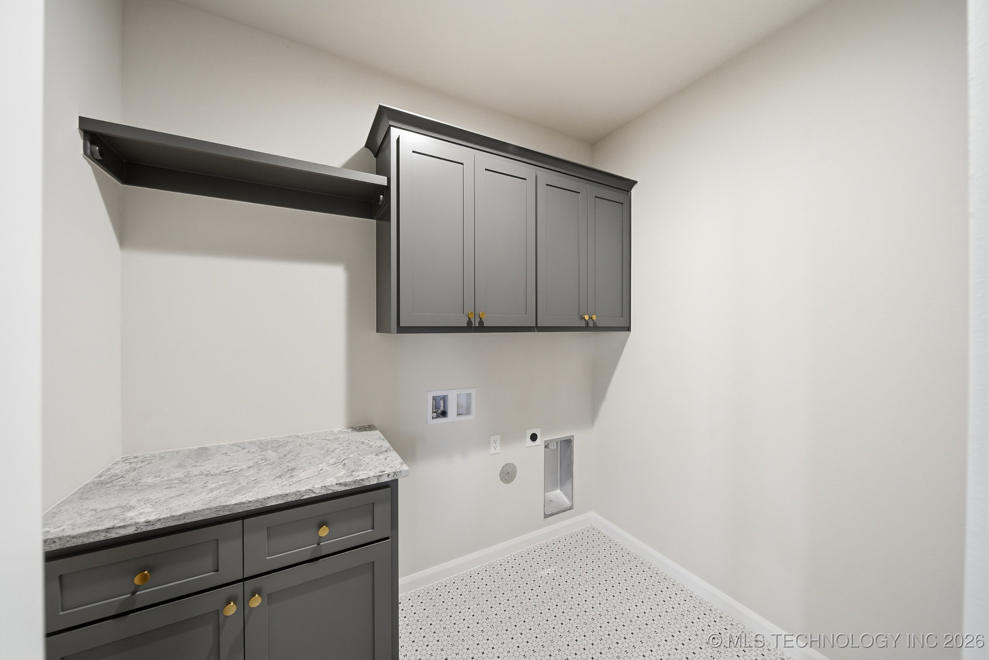 1300 N Beech Street Property Photo 21