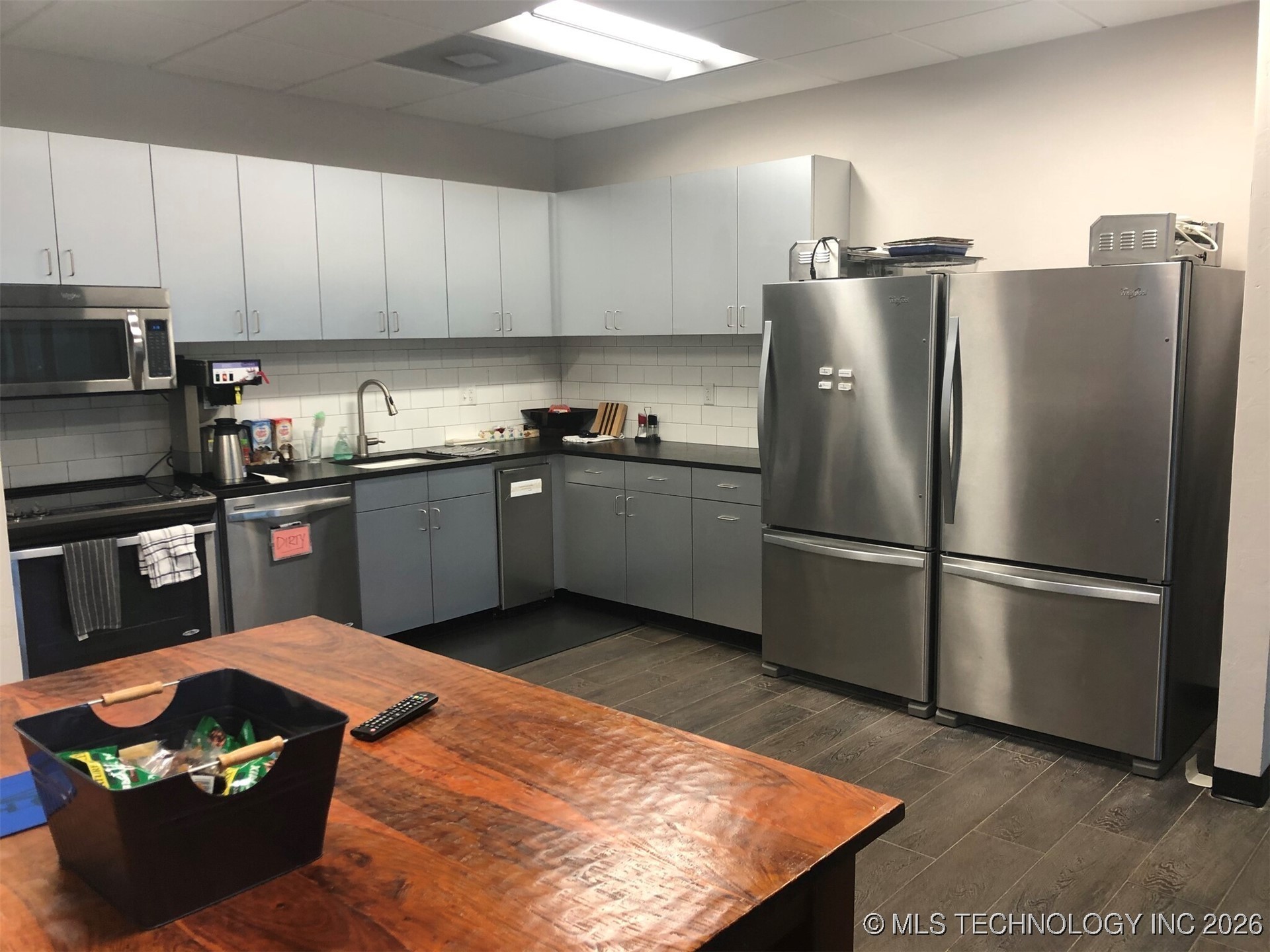 7100 N Classen Boulevard 400 Property Photo 3