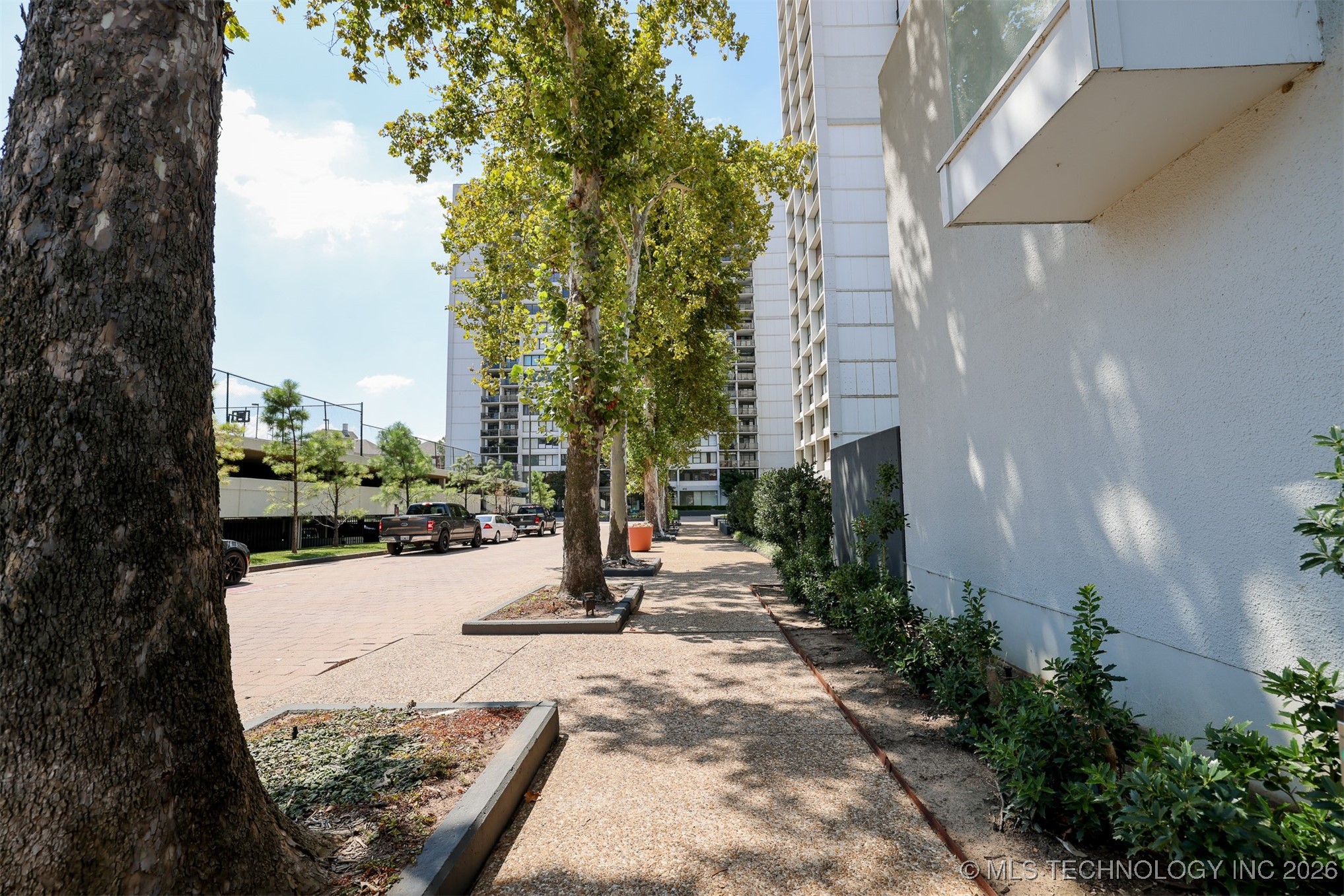 450 W 7th Street 1905 Property Photo 41