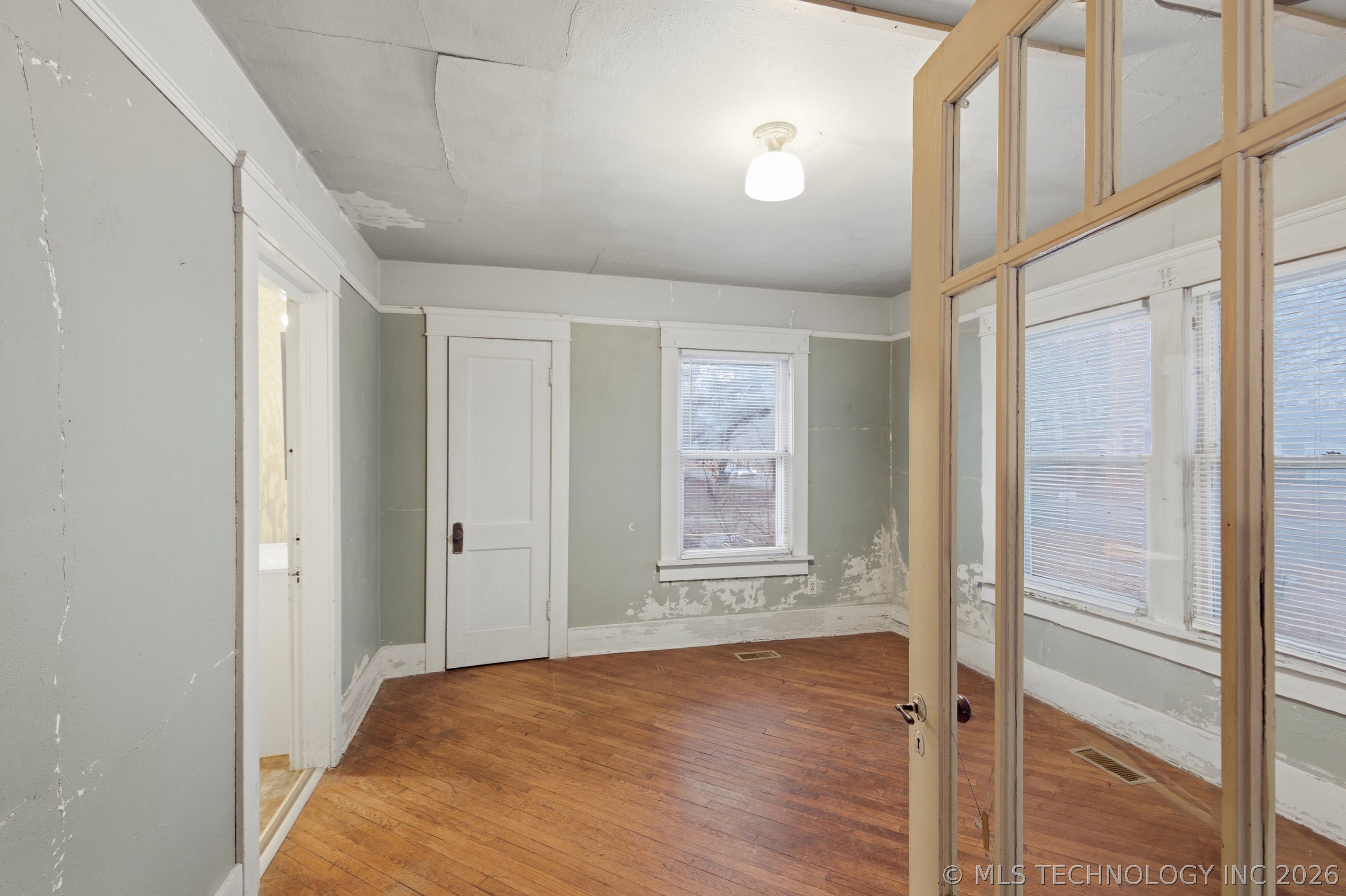 1408 E 6th Street Property Photo 16
