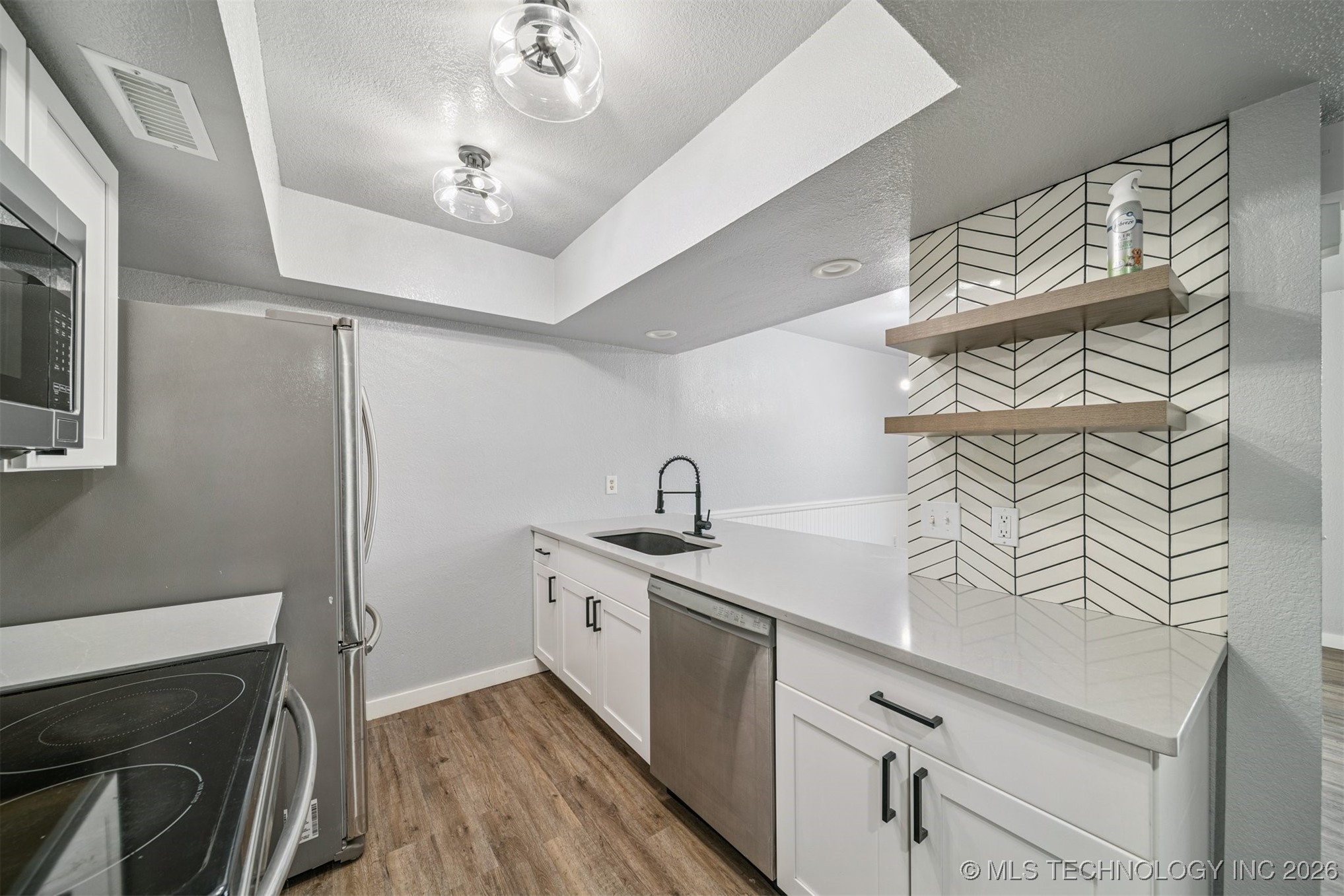 3146 S 101st East Avenue 1201 Property Photo 11