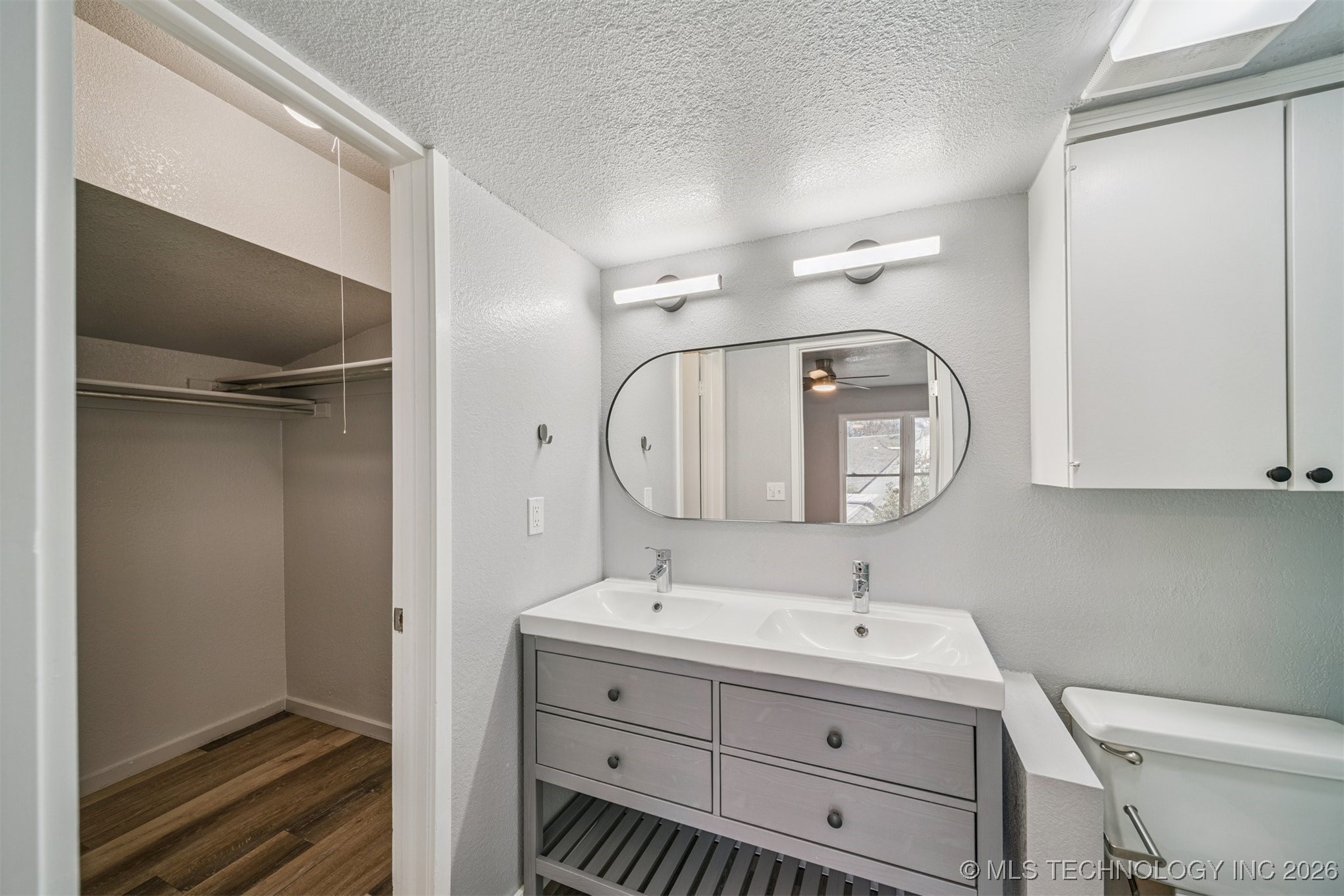 3146 S 101st East Avenue 1201 Property Photo 19