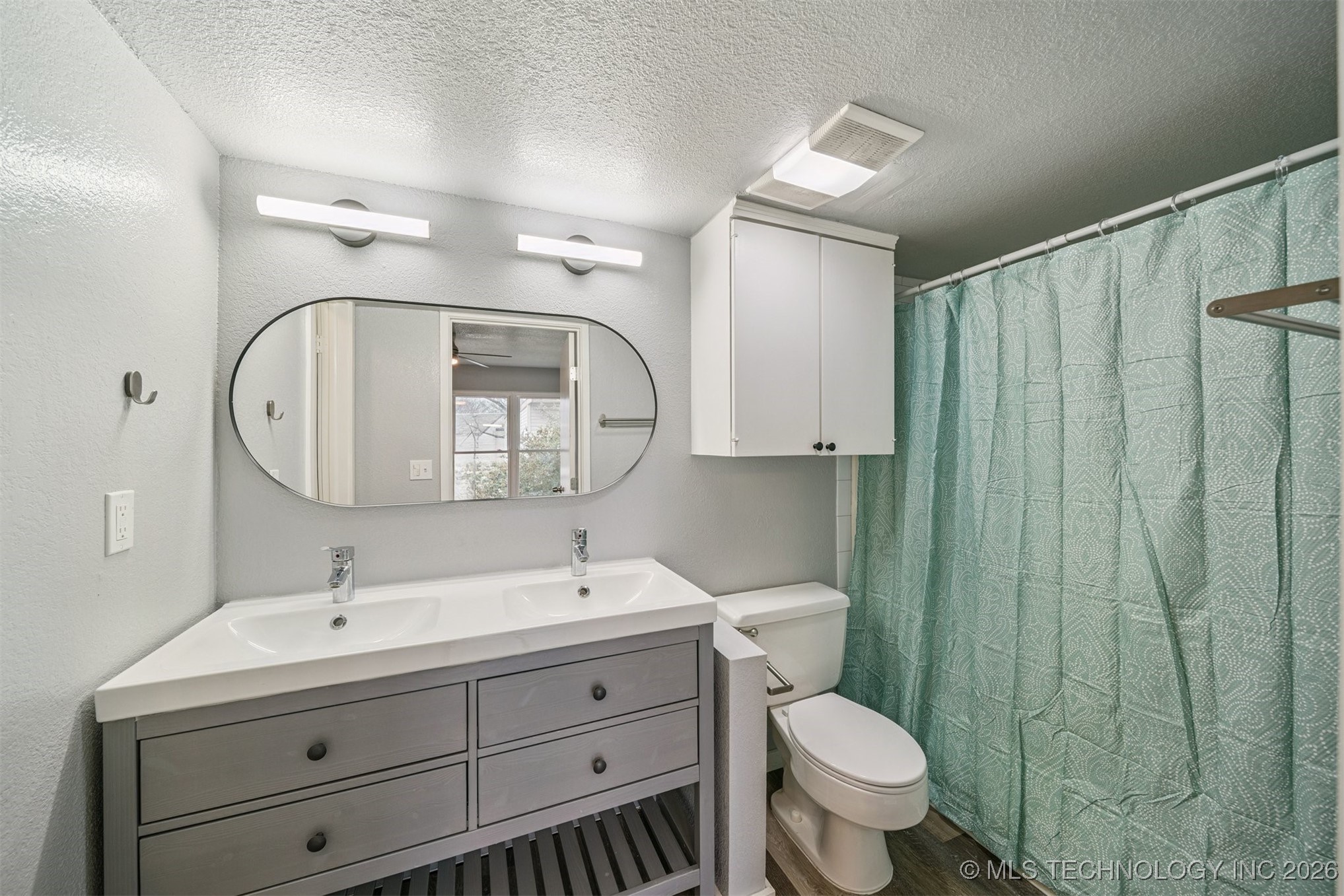 3146 S 101st East Avenue 1201 Property Photo 20