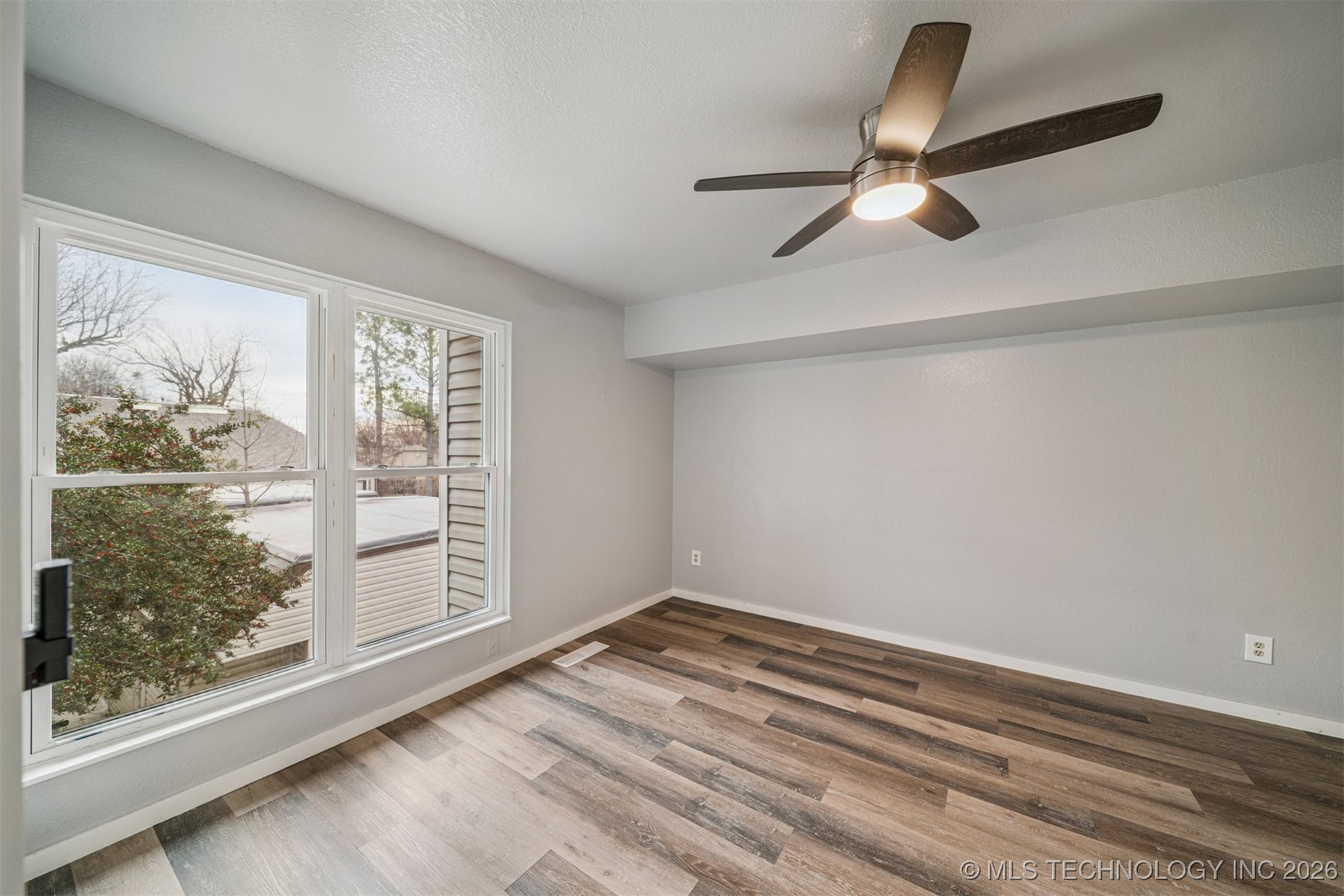 3146 S 101st East Avenue 1201 Property Photo 21